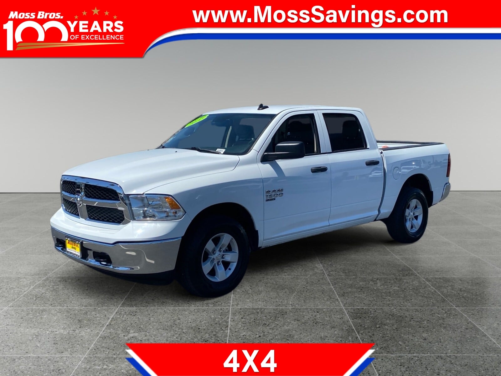 2022 RAM 1500 Classic SLT 4x4 Crew Cab 5'7's photo