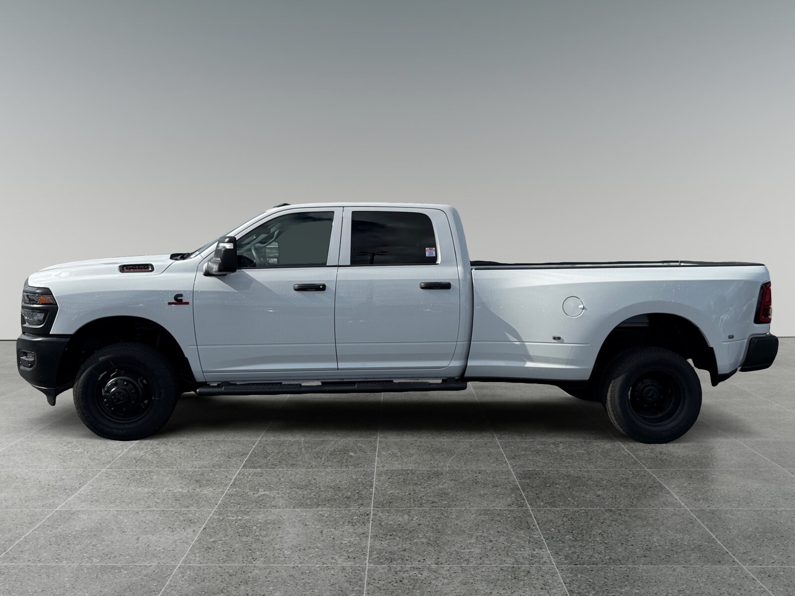 2026 Ram 3500 Tradesman photo 2