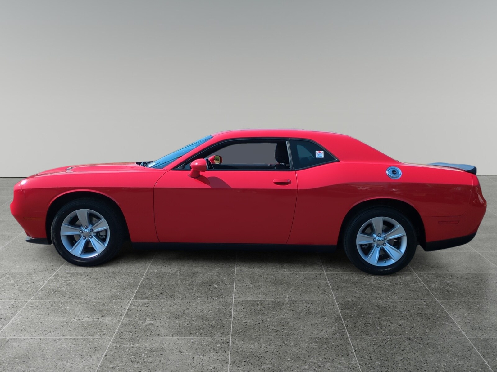 2023 Dodge Challenger SXT photo 2