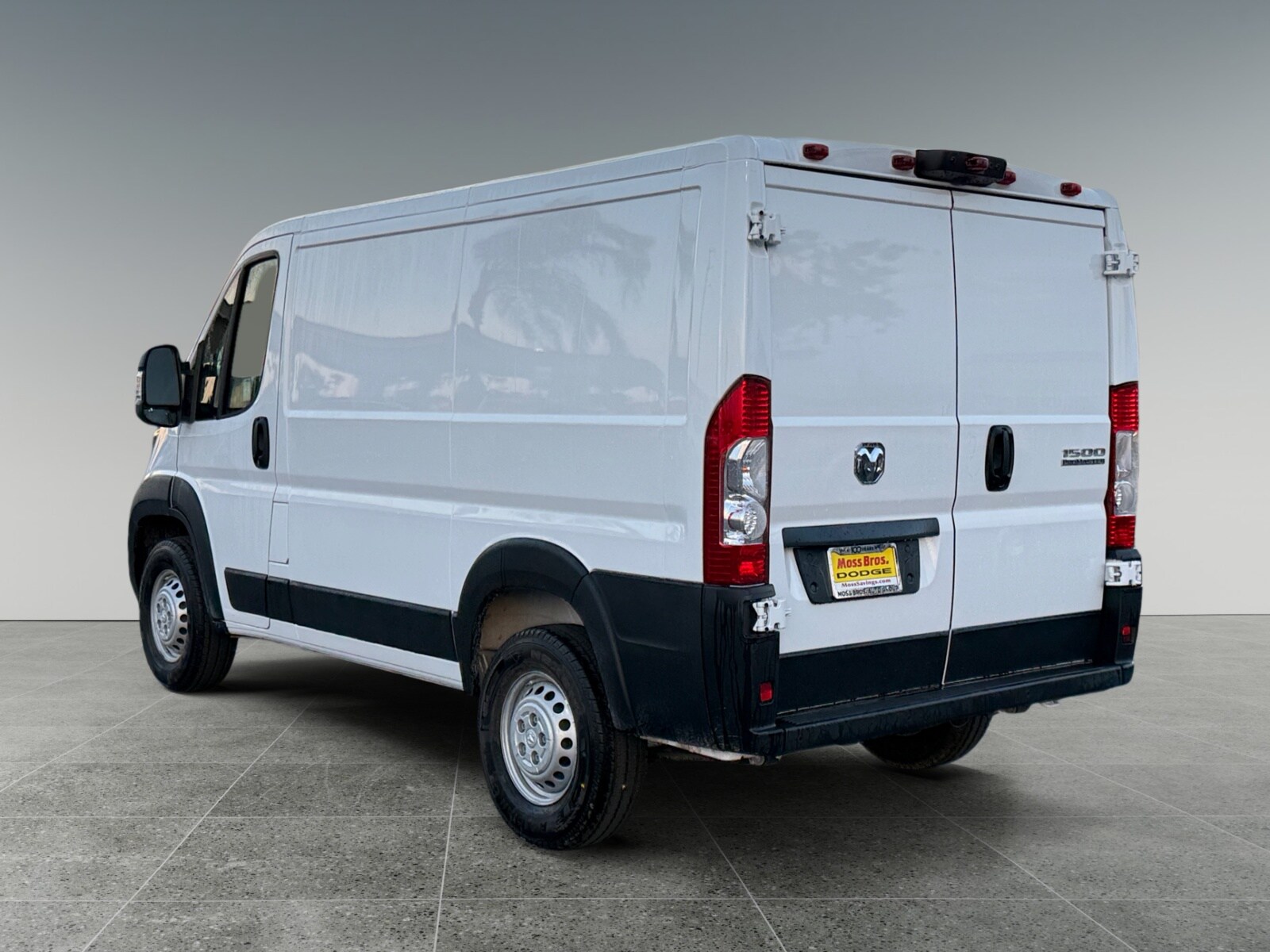 2026 Ram ProMaster 1500 Cargo Van photo 2