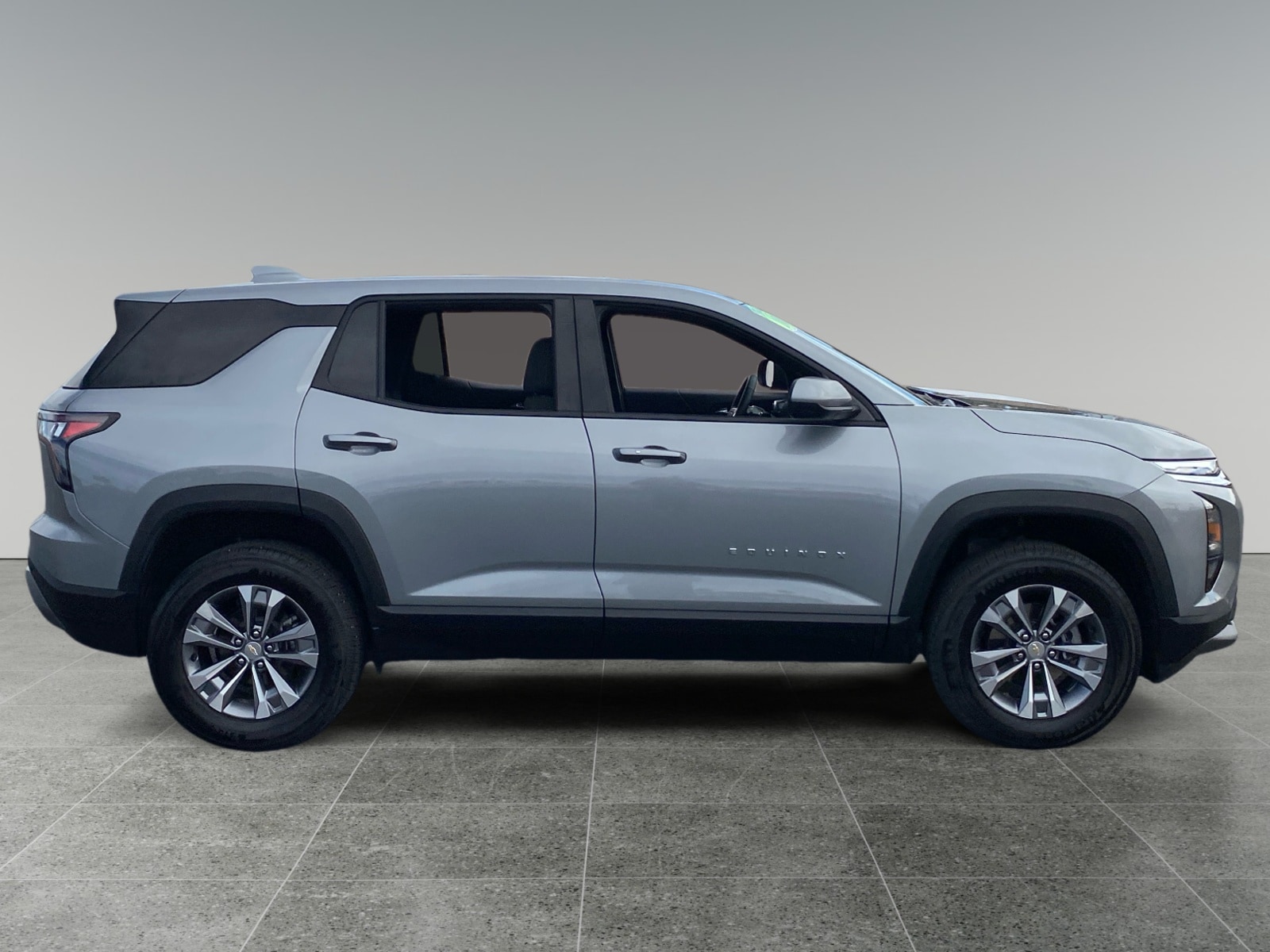 2025 Chevrolet Equinox LT photo 6