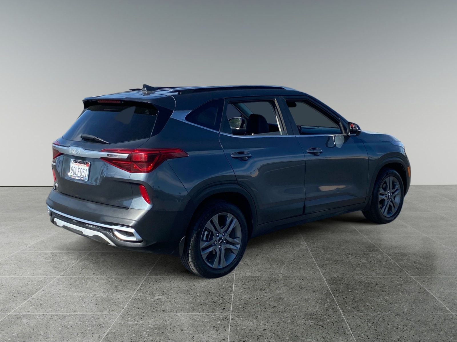 2023 Kia Seltos S photo 5