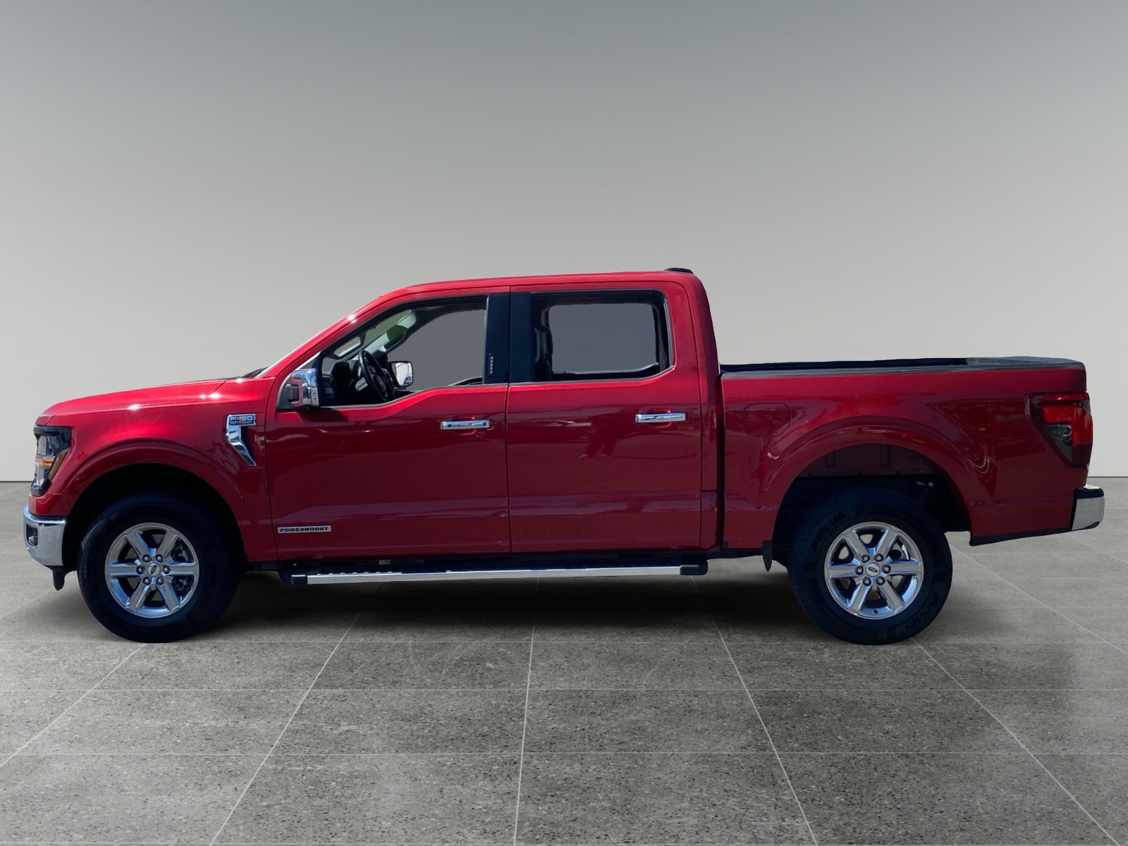2024 Ford F-150 XLT photo 2