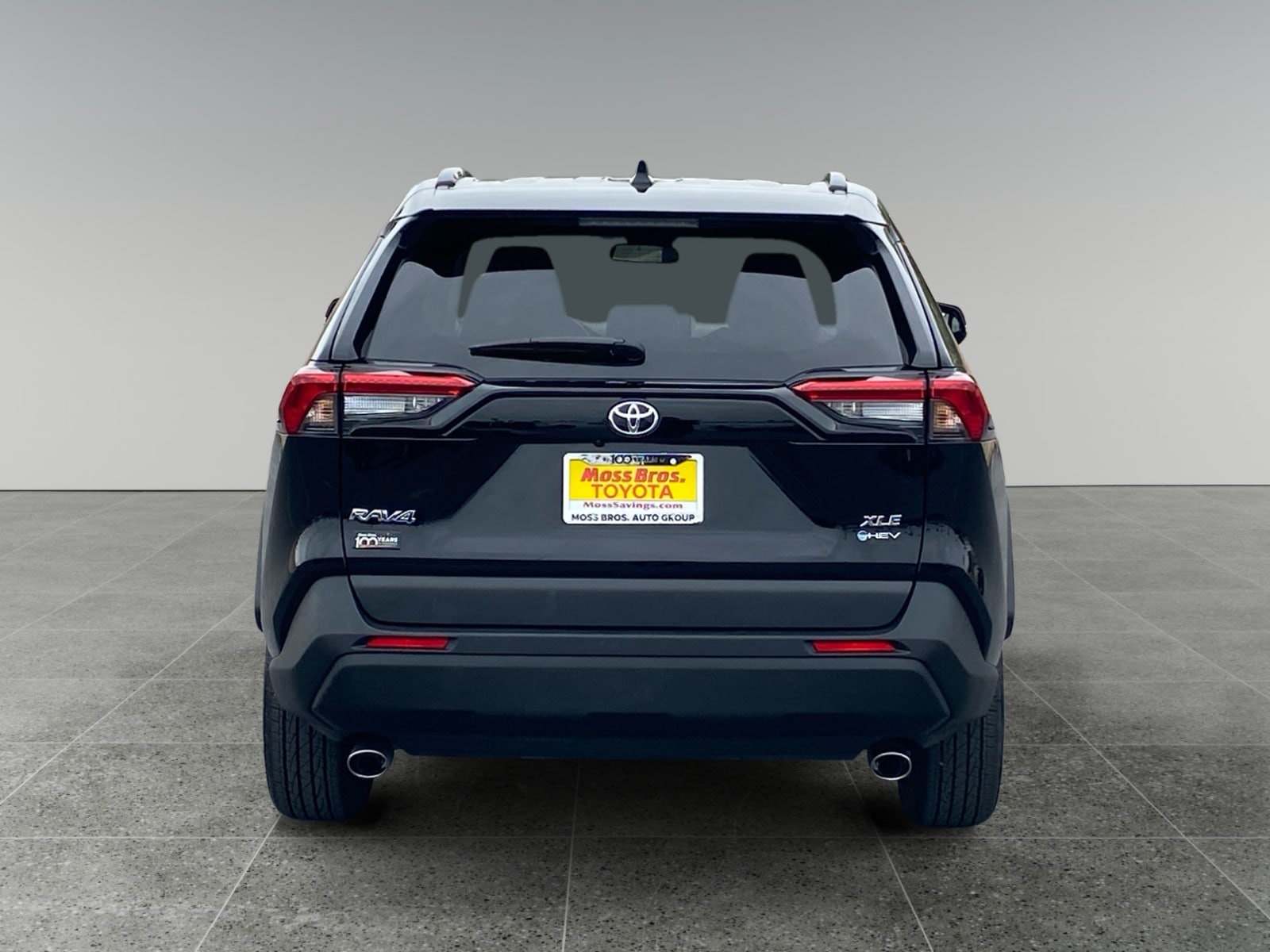 2025 Toyota RAV4 Hybrid XLE photo 4