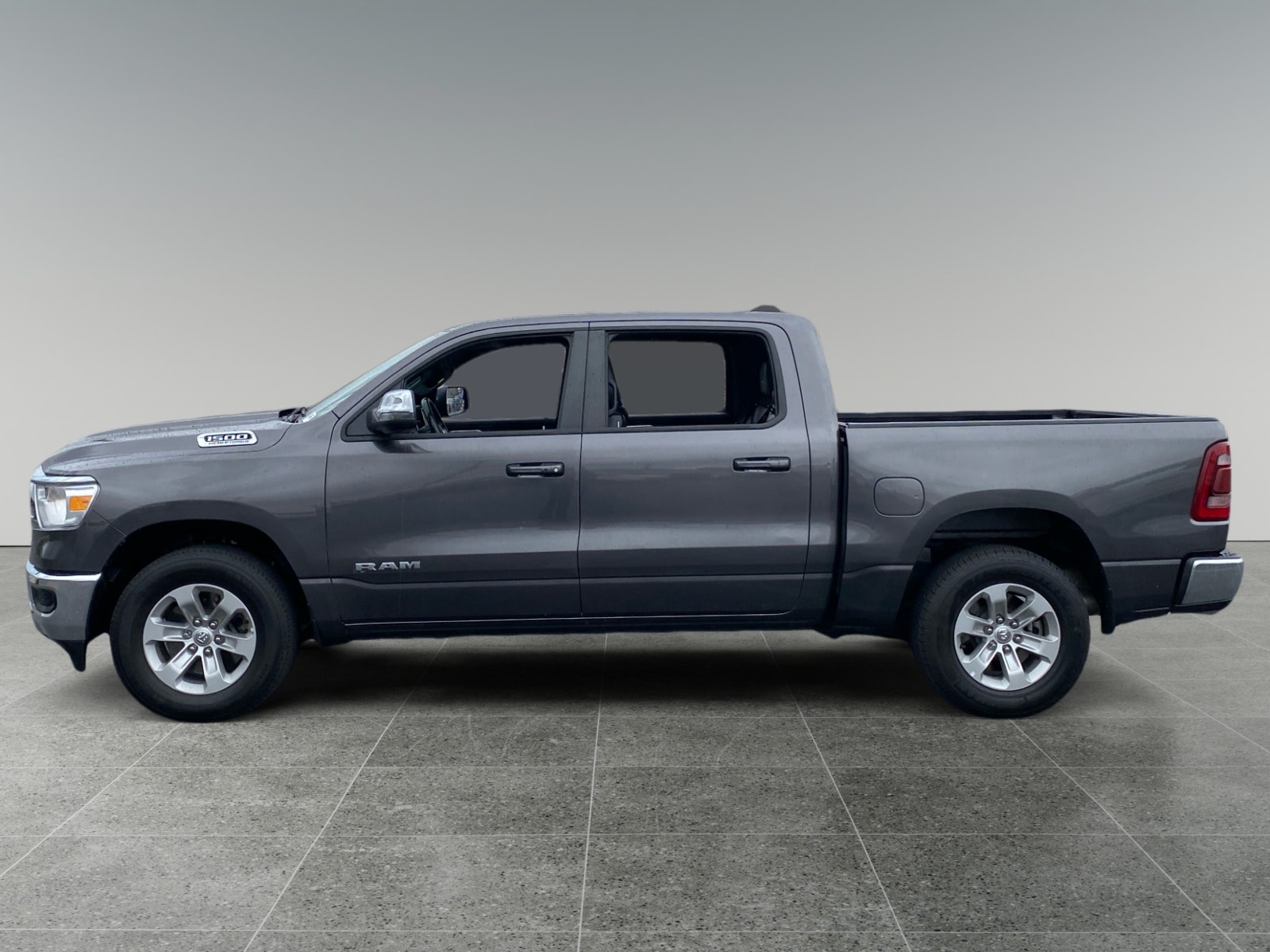 2023 Ram 1500 Laramie photo 2