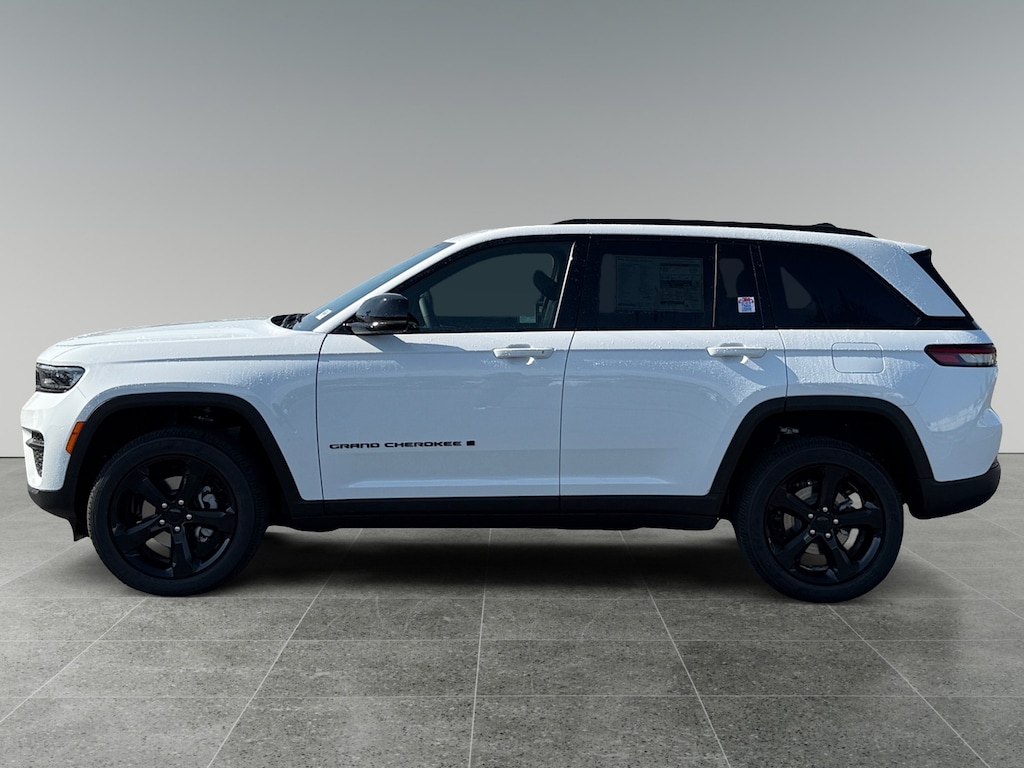 New 2025 Jeep Grand Cherokee Laredo Sport Utility