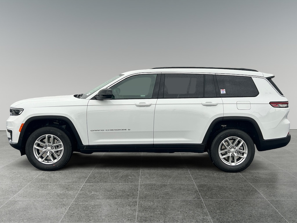 New 2025 Jeep Grand Cherokee L Laredo Sport Utility