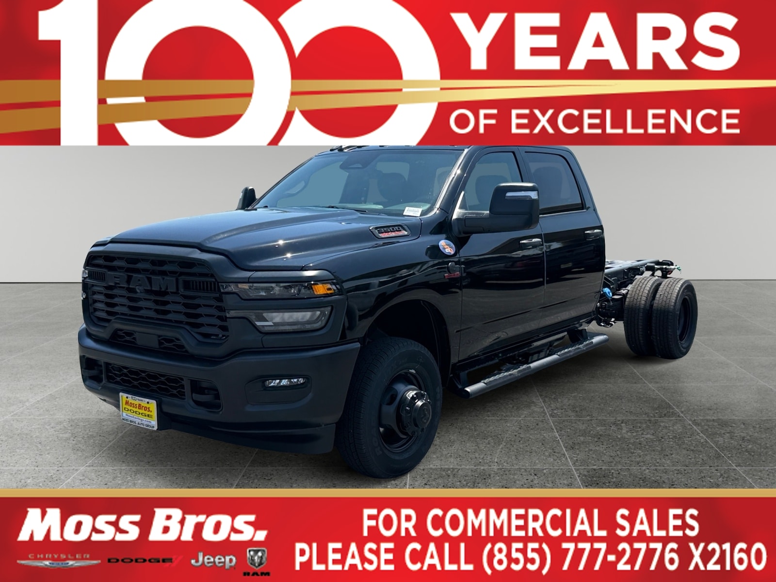 Diamond Black Crystal Pearlcoat 2026 RAM 3500 Chassis Pickup Truck Four-Wheel Drive Automatic