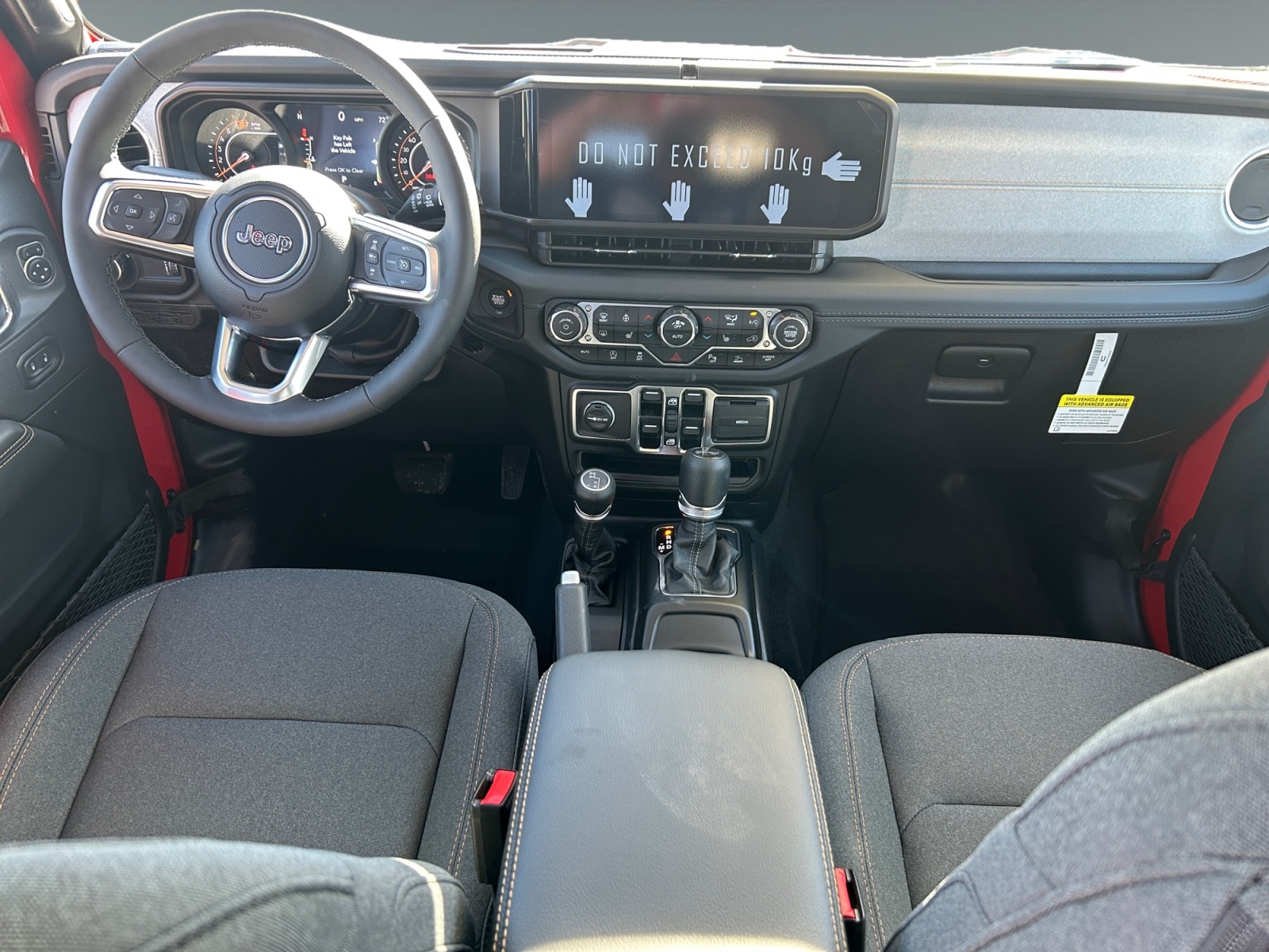2026 Jeep Wrangler 4-Door Sahara - Photo 10
