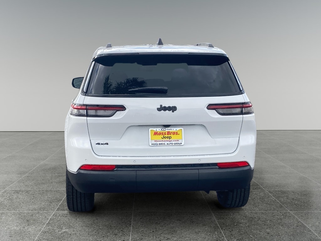 New 2025 Jeep Grand Cherokee L Laredo Sport Utility