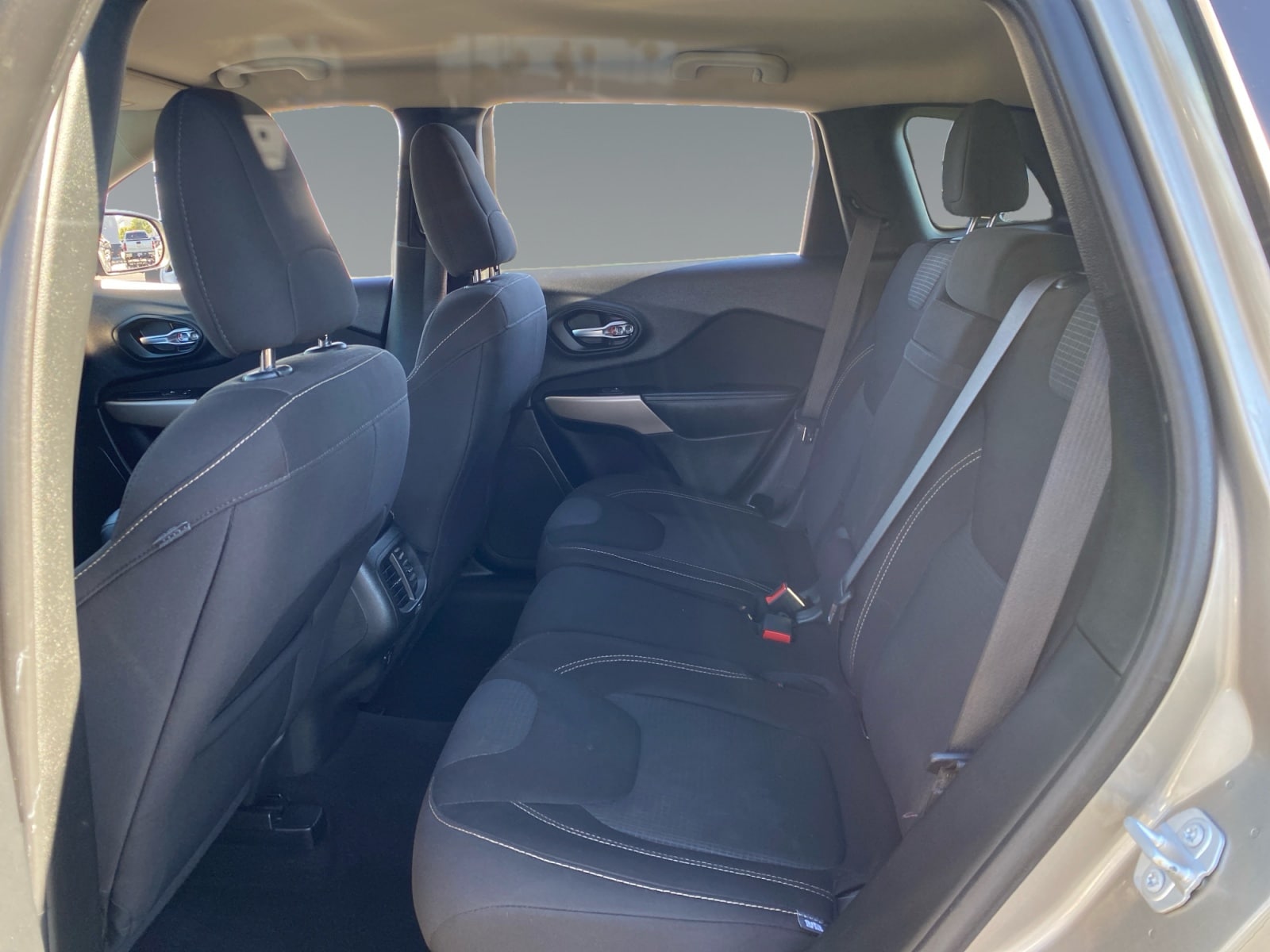 2017 Jeep Cherokee Latitude - Photo 13