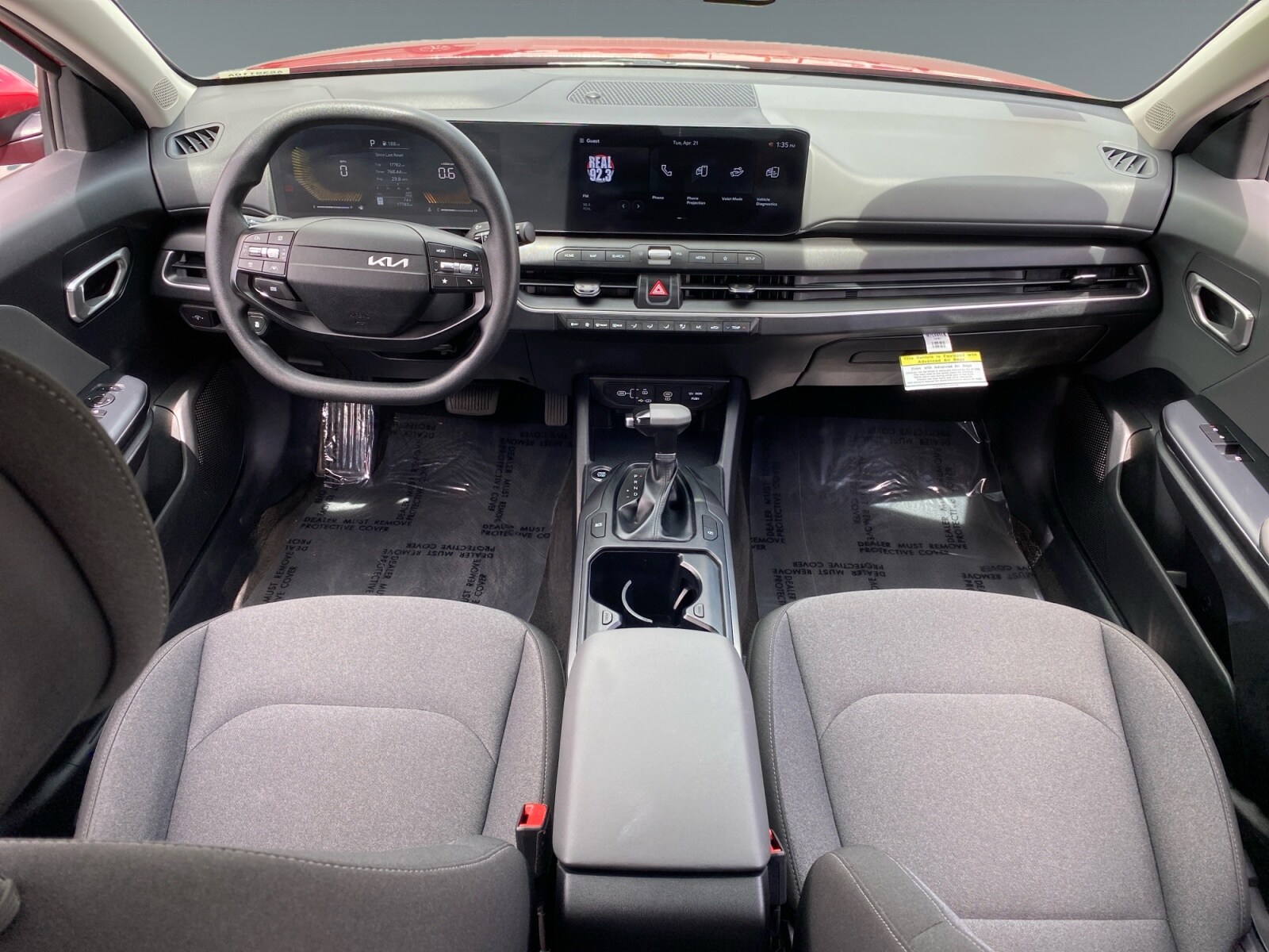 2025 Kia K4 LXS - Photo 10