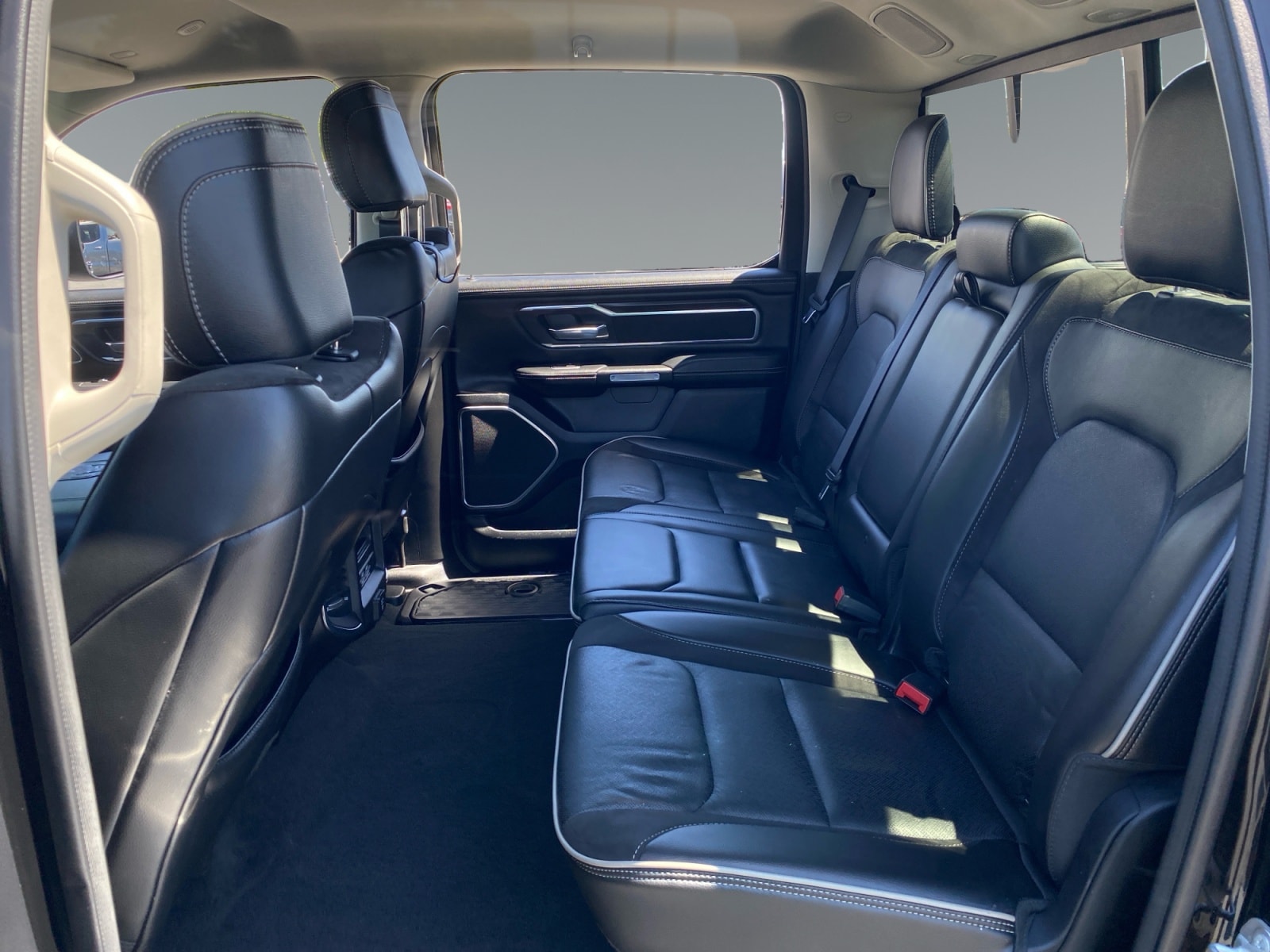 2022 RAM Ram 1500 Pickup Laramie - Photo 13