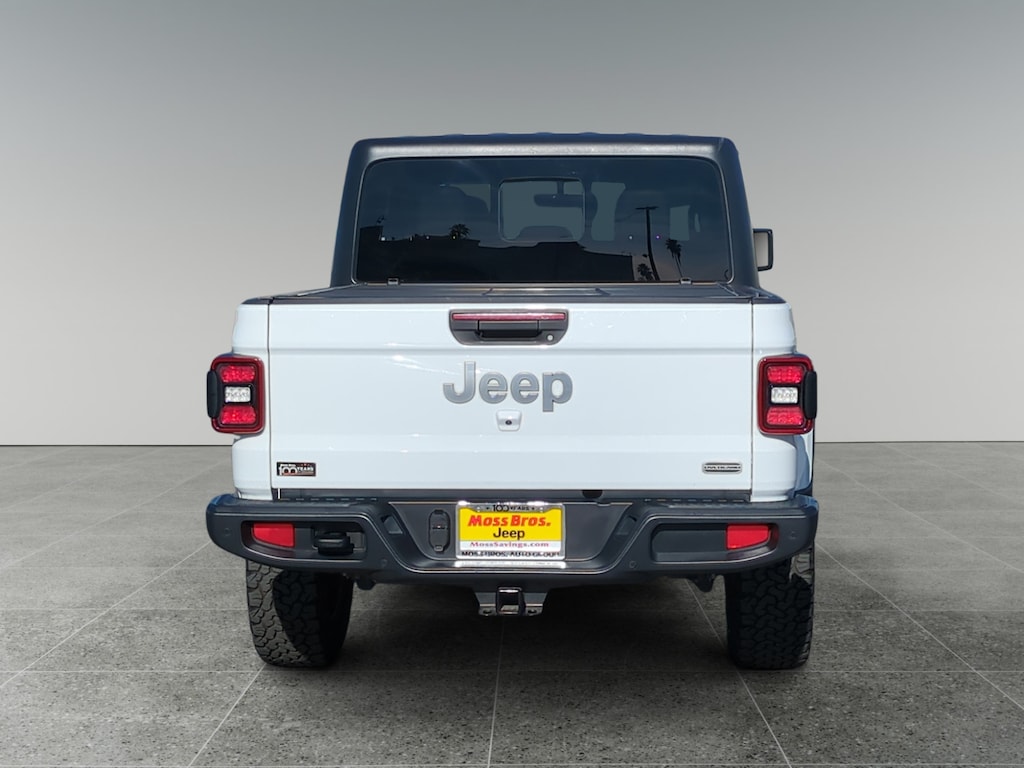 Used 2021 Jeep Gladiator Overland Truck Crew Cab