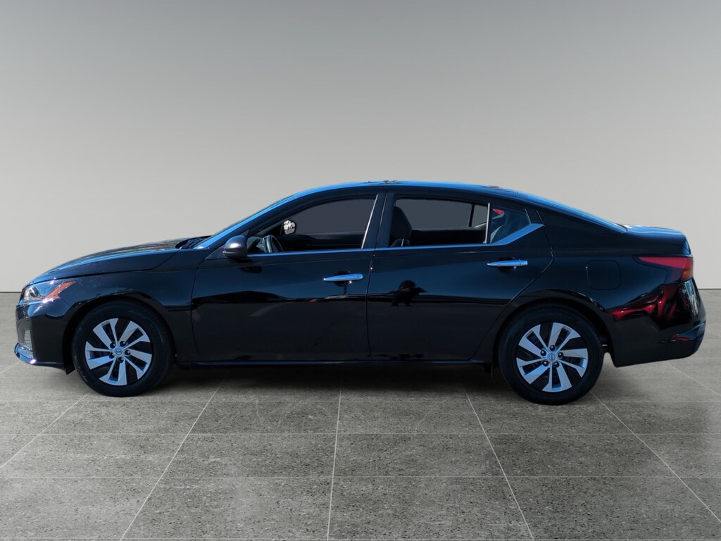 Used 2025 Nissan Altima S Sedan