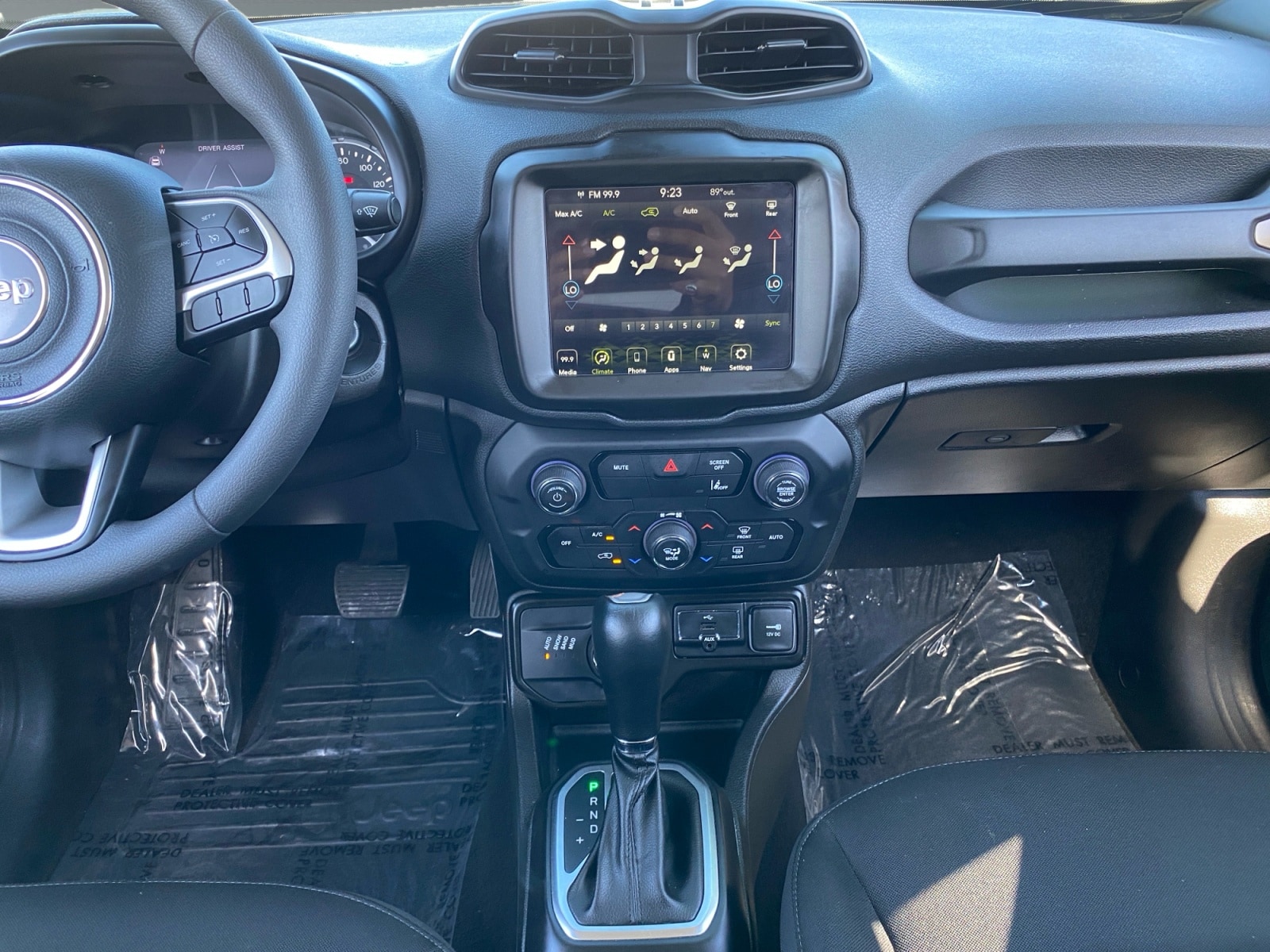 2023 Jeep Renegade Upland - Photo 11