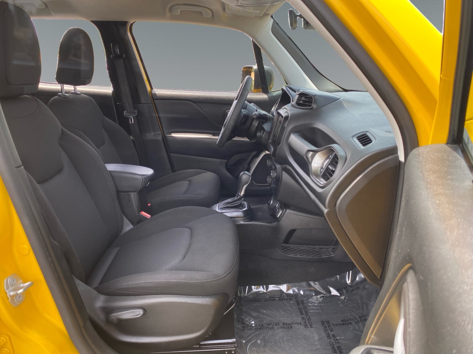 2023 Jeep Renegade Latitude - Photo 14