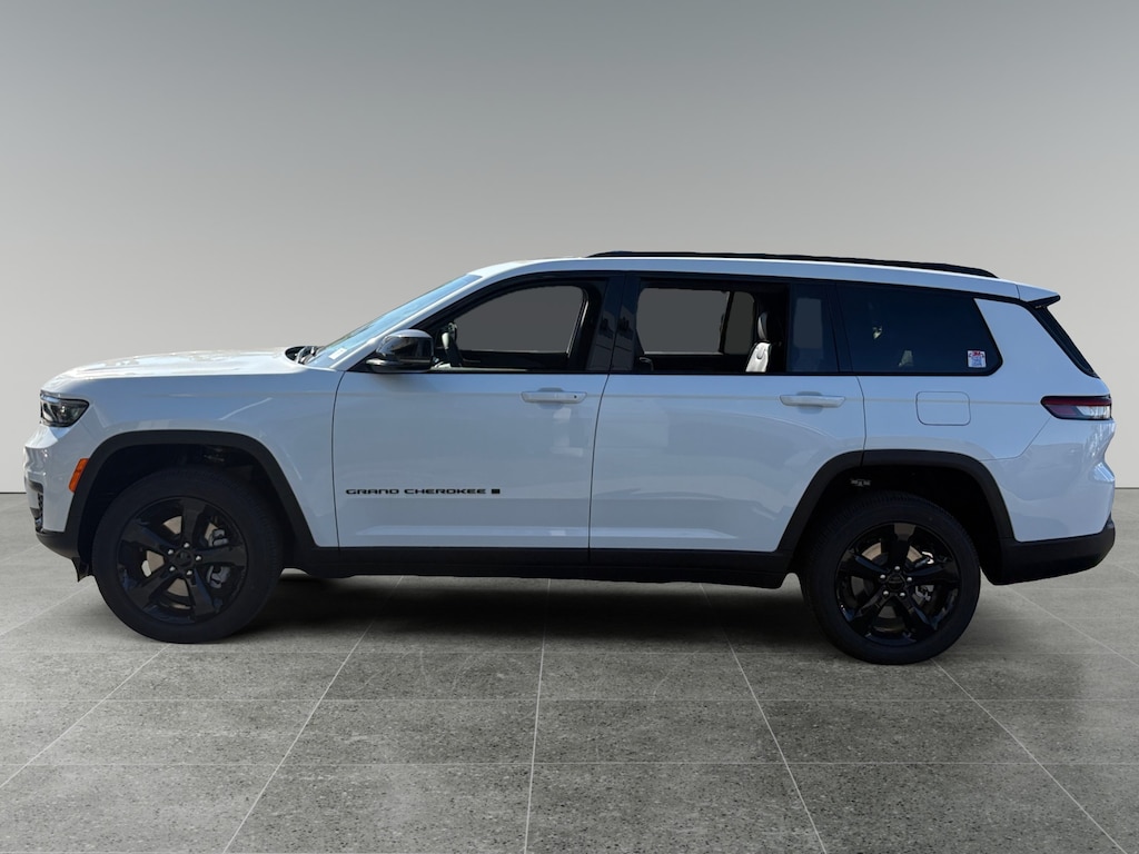 New 2025 Jeep Grand Cherokee L Laredo Sport Utility