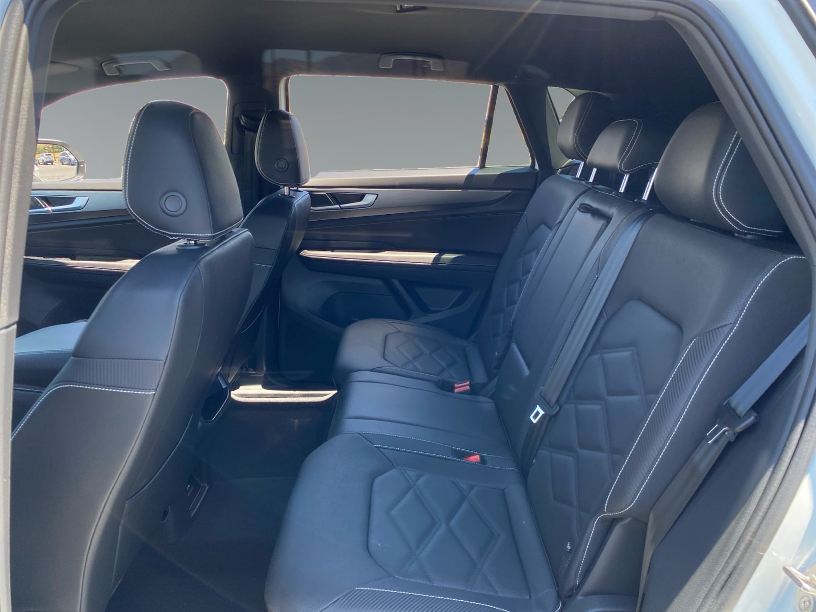 2026 Volkswagen Atlas Cross Sport SE - Photo 13