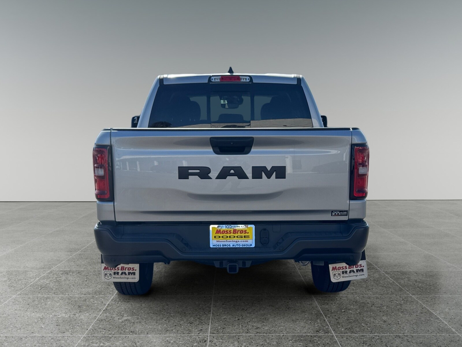 2025 Ram 1500 Tradesman photo 3