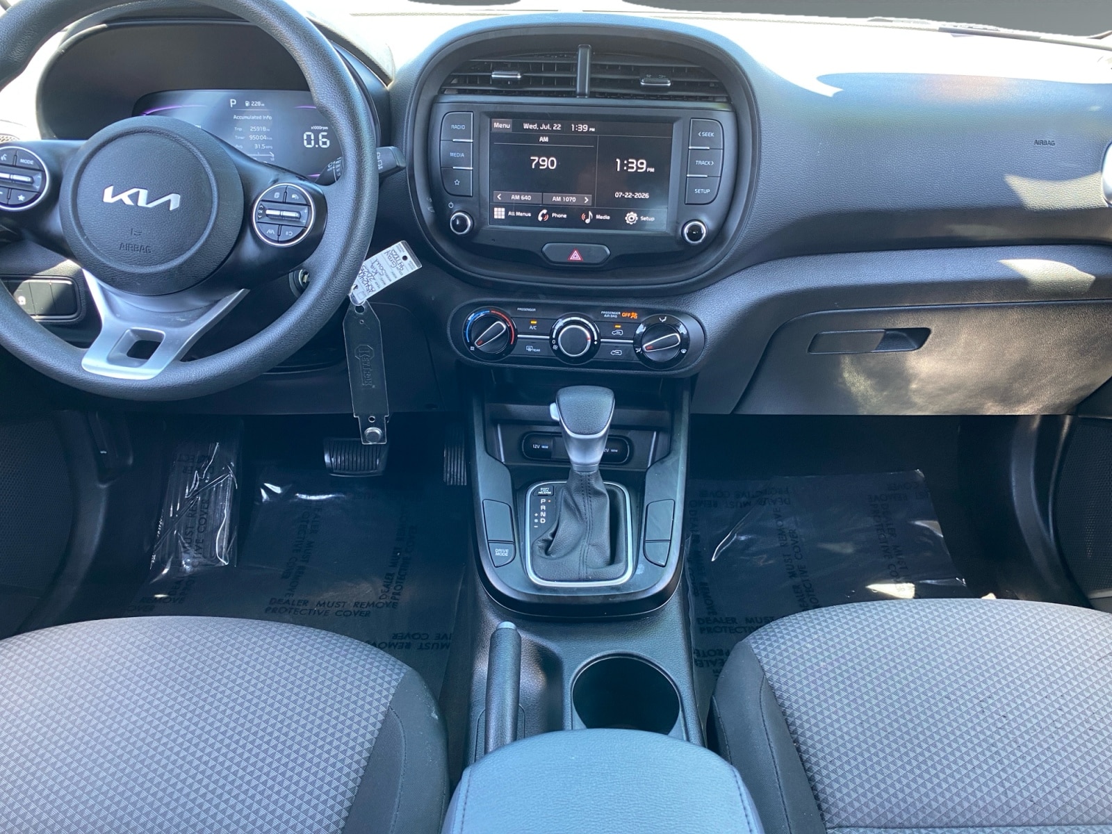 2025 Kia Soul LX - Photo 11