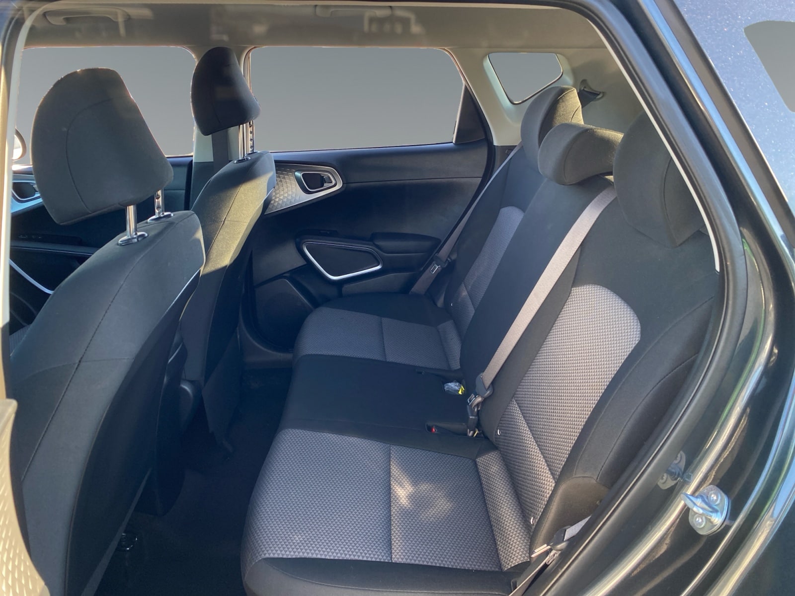 2025 Kia Soul LX - Photo 13