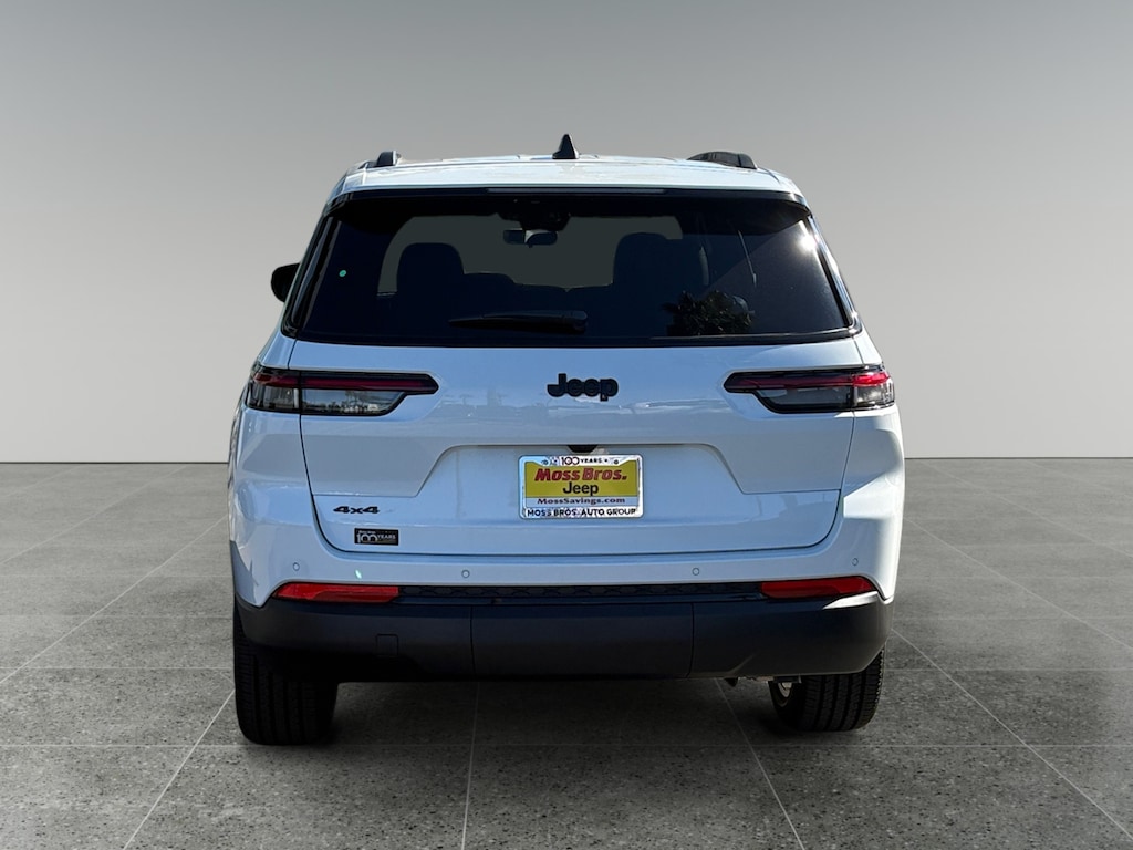 New 2025 Jeep Grand Cherokee L Laredo Sport Utility