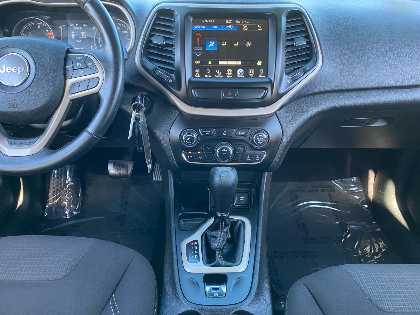 2017 Jeep Cherokee Latitude - Photo 11