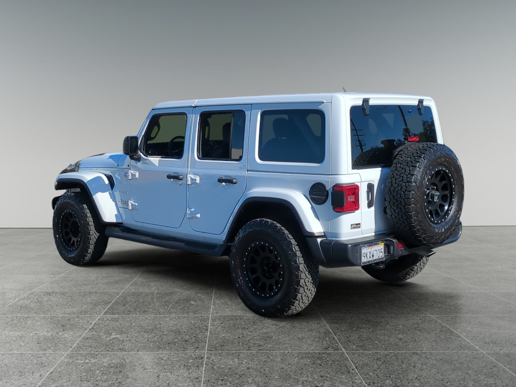 Used 2024 Jeep Wrangler Sahara SUV