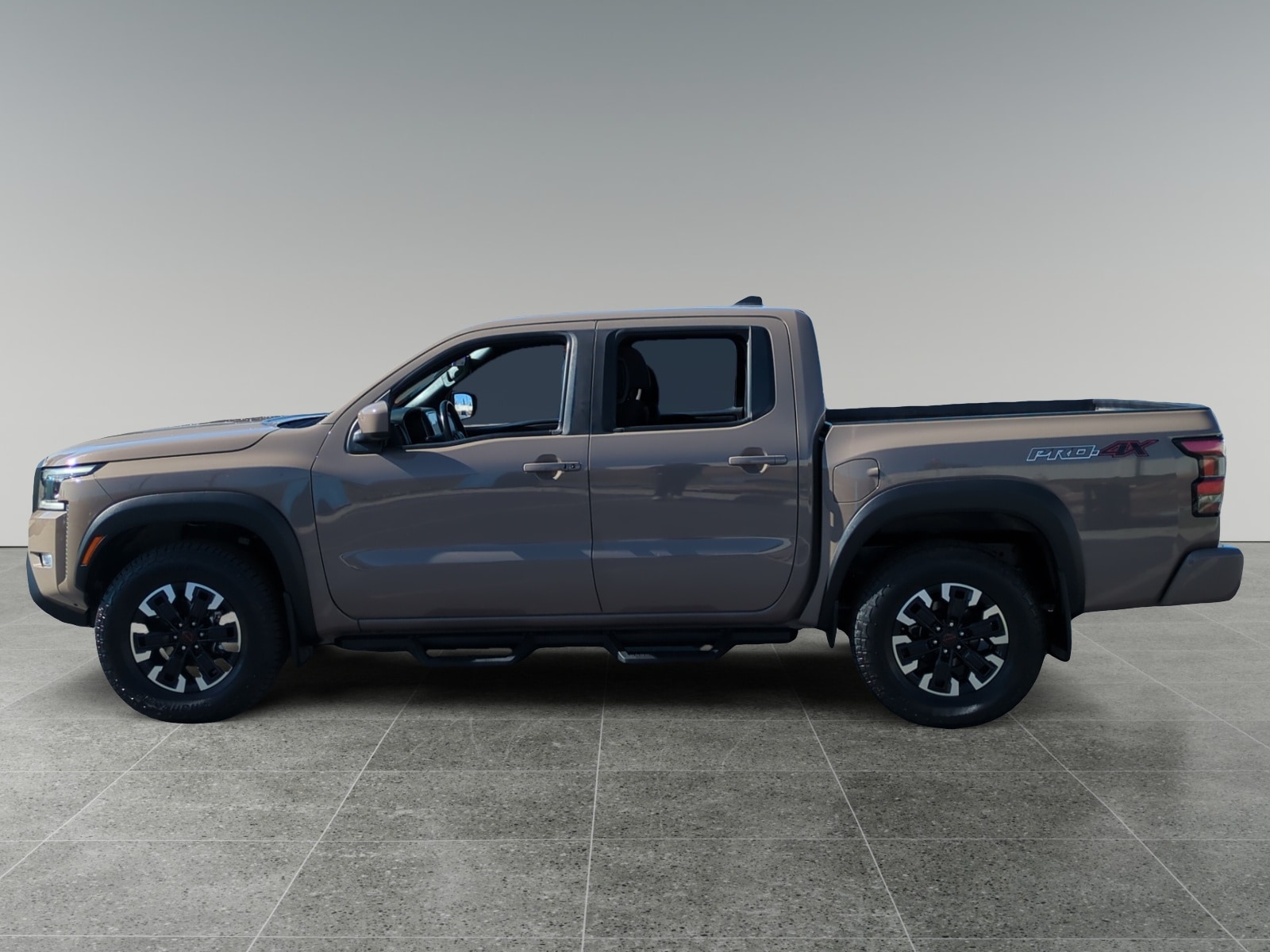 2023 Nissan Frontier photo 2