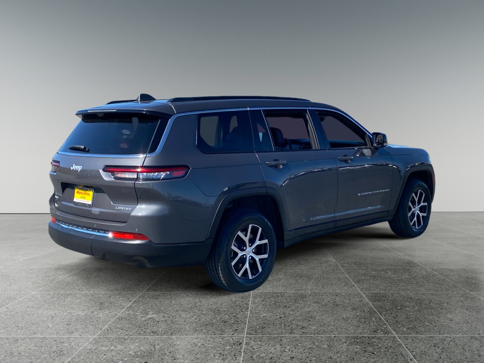 2024 Jeep Grand Cherokee L Limited photo 5