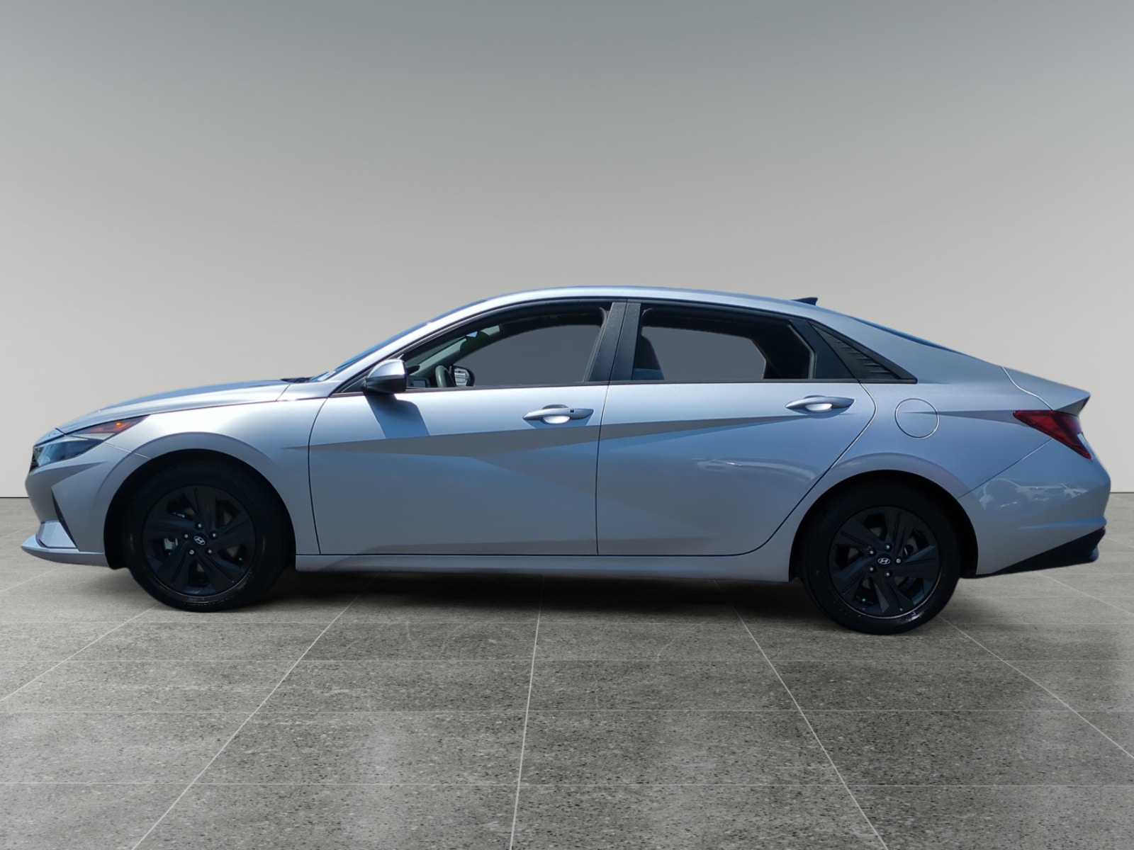 Used 2023 Hyundai Elantra SEL with VIN 5NPLM4AG1PH103946 for sale in Riverside, CA