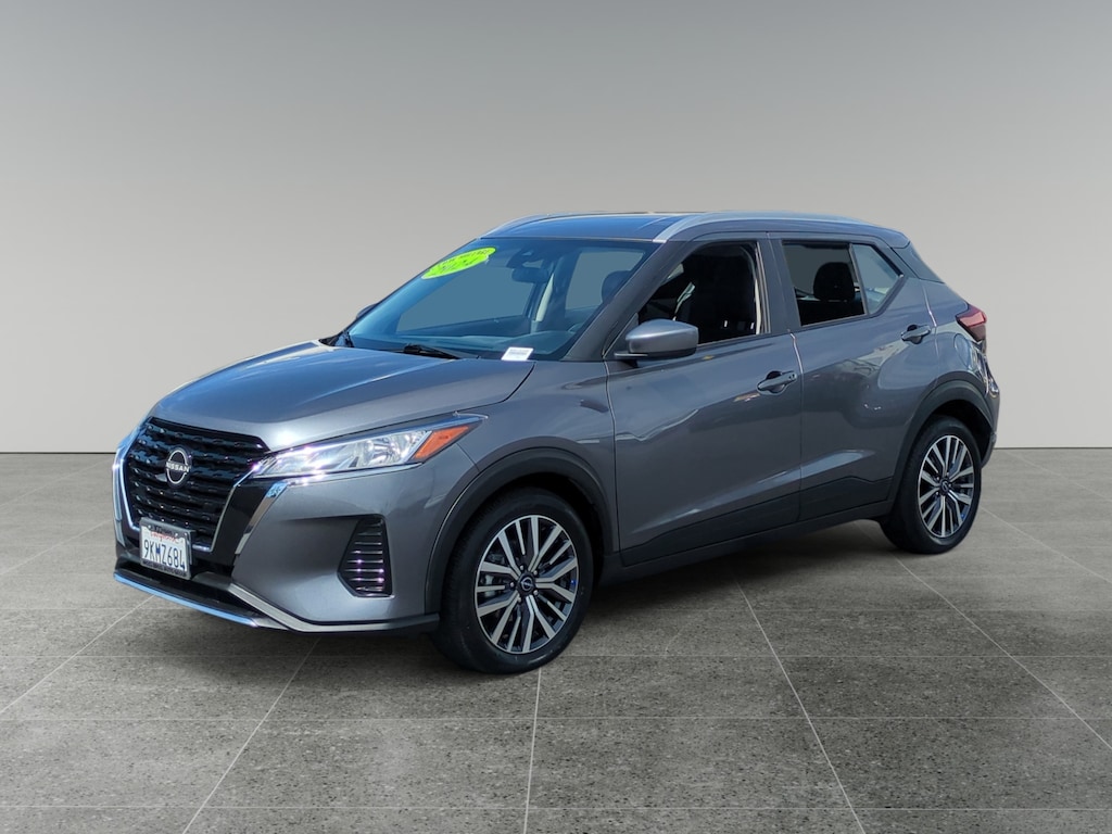 Used 2024 Nissan Kicks SV SUV