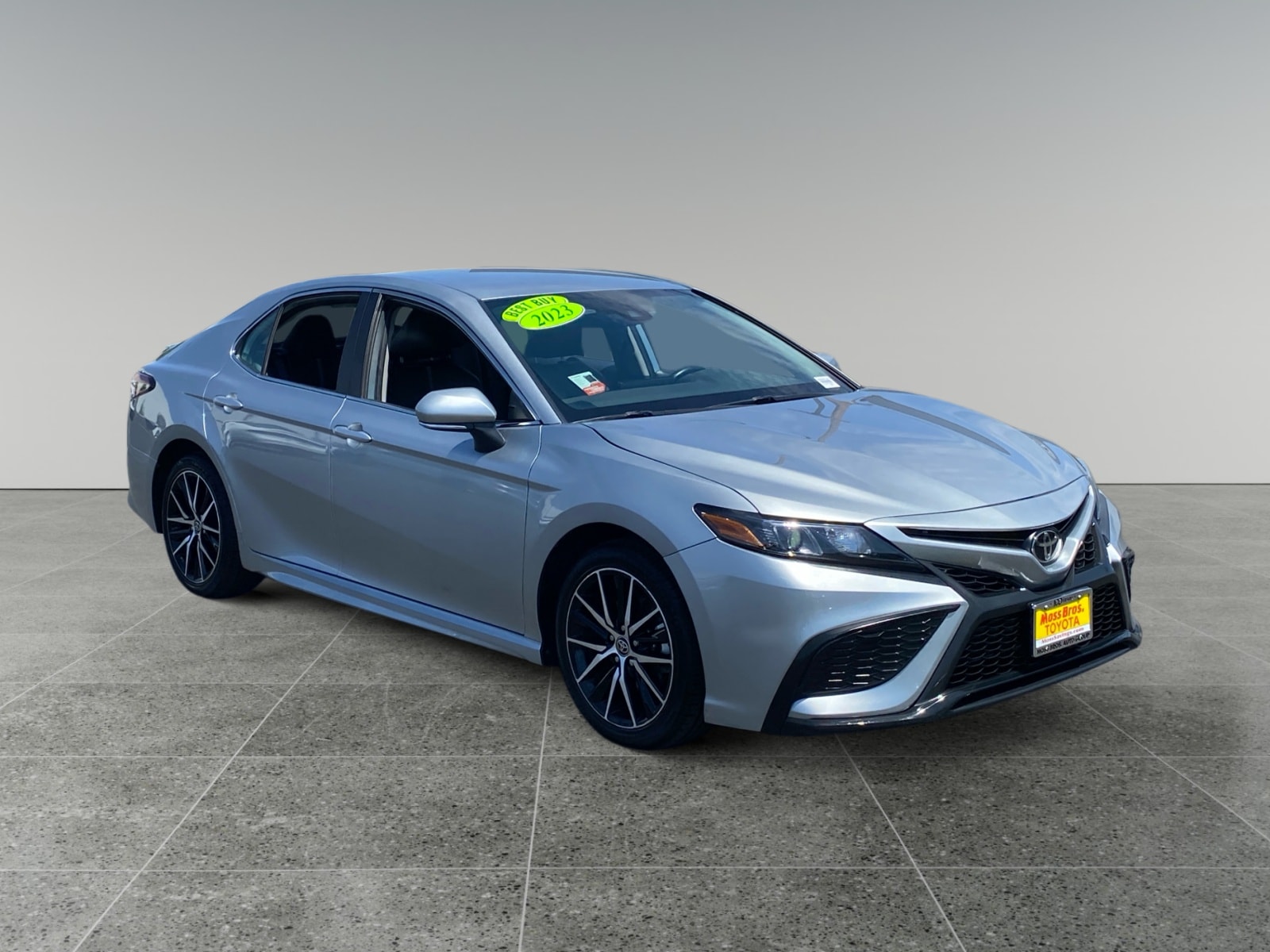 2023 Toyota Camry SE - Photo 7