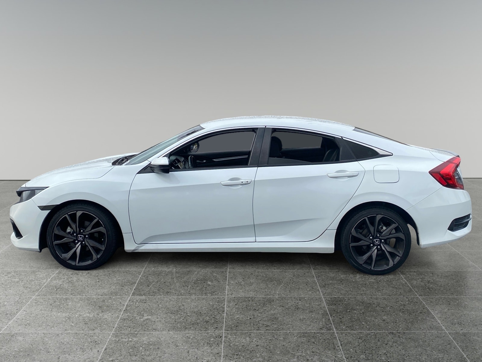 2021 Honda Civic Sport photo 2