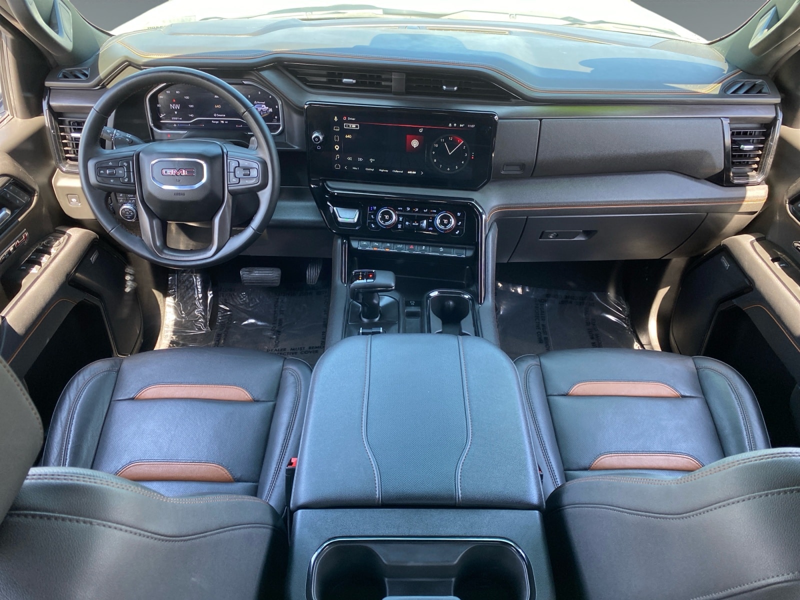 2025 GMC Sierra 1500 AT4 - Photo 9