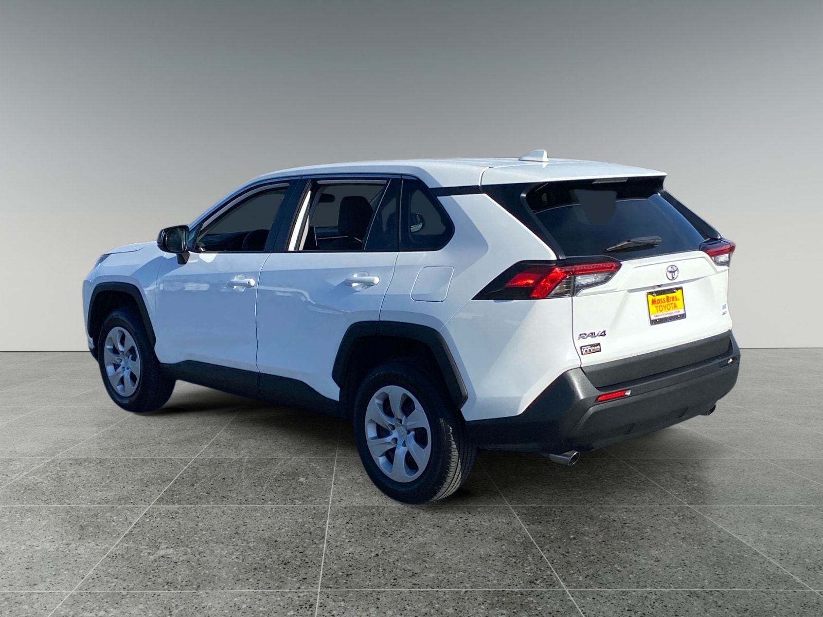 2024 Toyota RAV4 LE photo 3