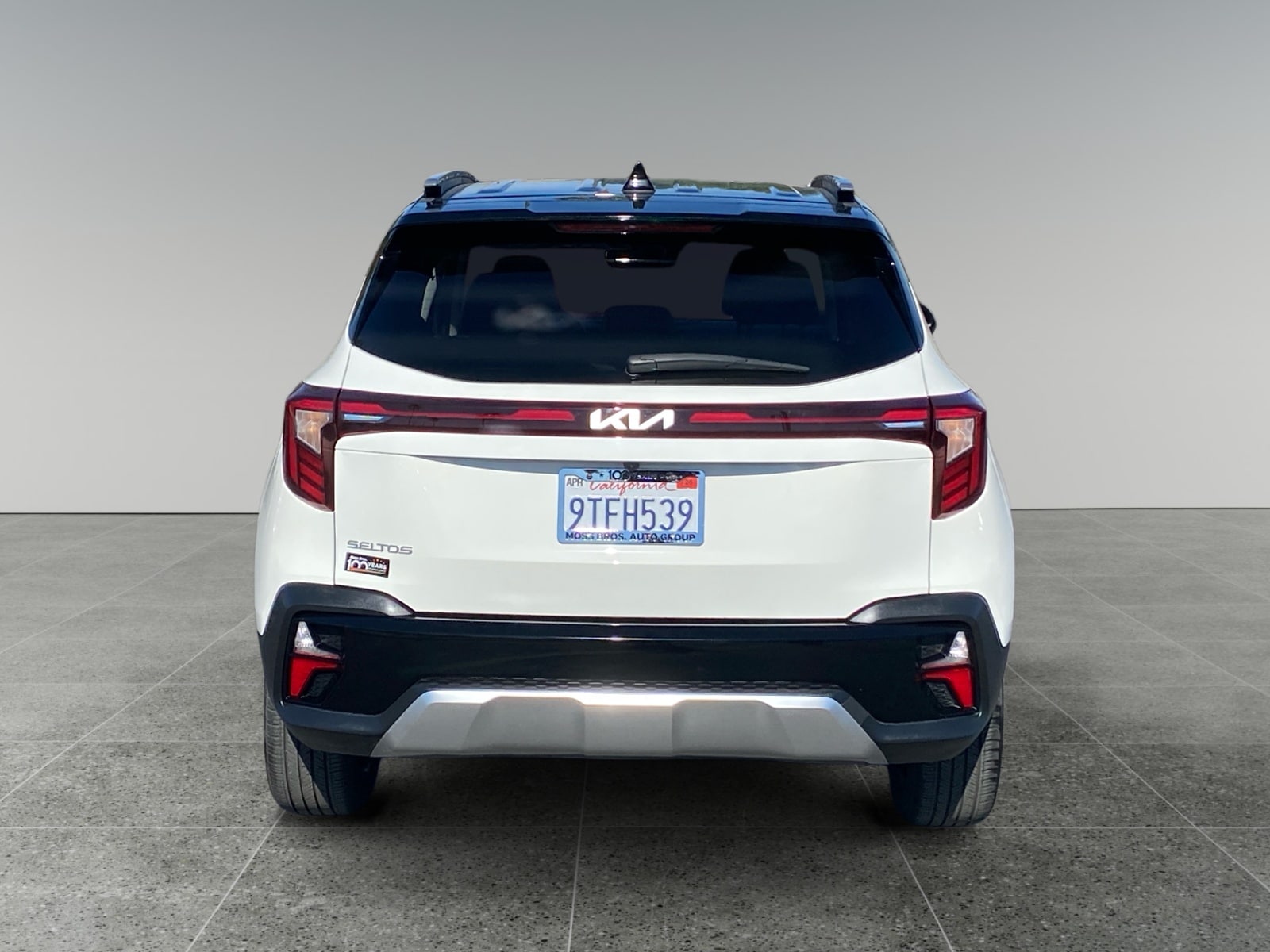 2025 Kia Seltos S photo 4