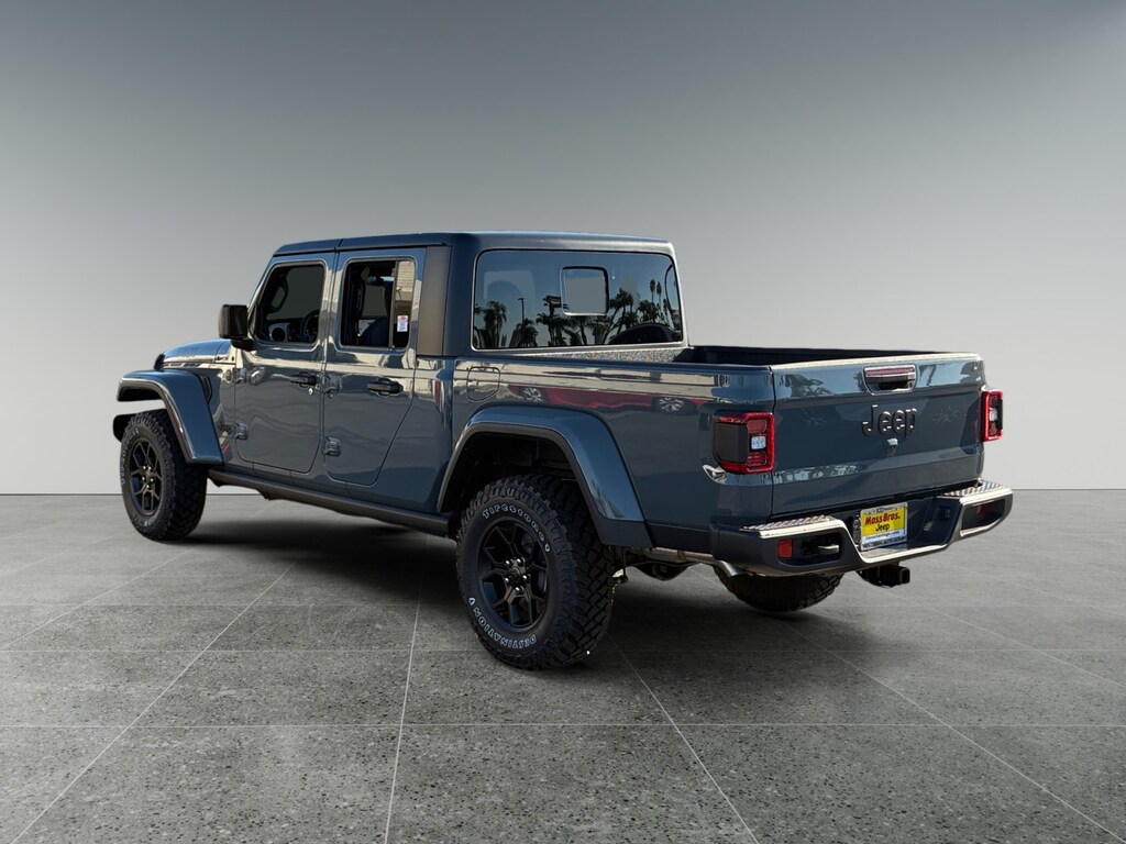 New 2026 Jeep Gladiator Sport Pickup