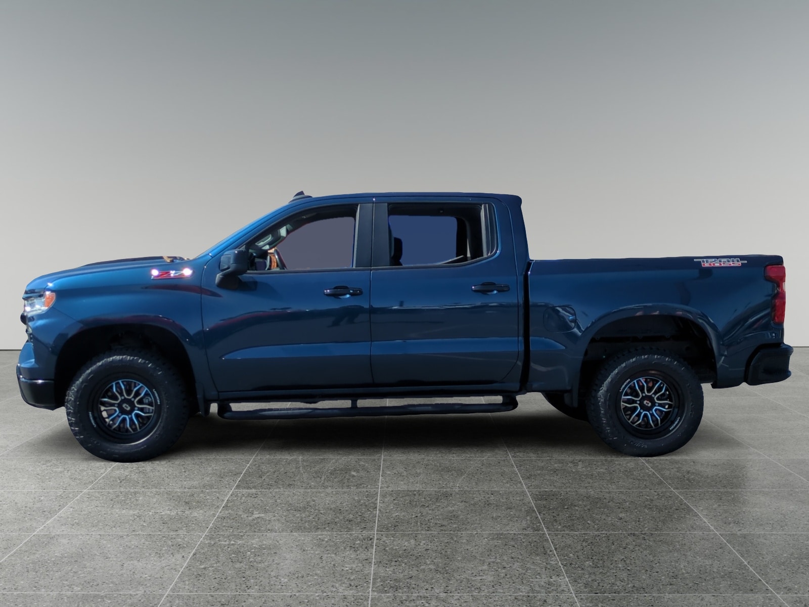 Used 2022 Chevrolet Silverado 1500 LT Trail Boss with VIN 3GCPDFEKXNG525134 for sale in Riverside, CA
