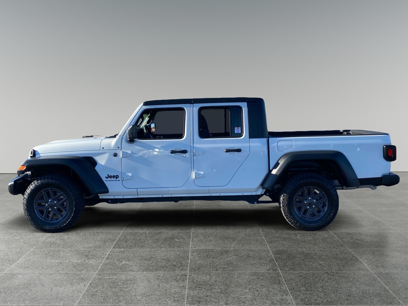 2025 Jeep Gladiator Sport photo 2