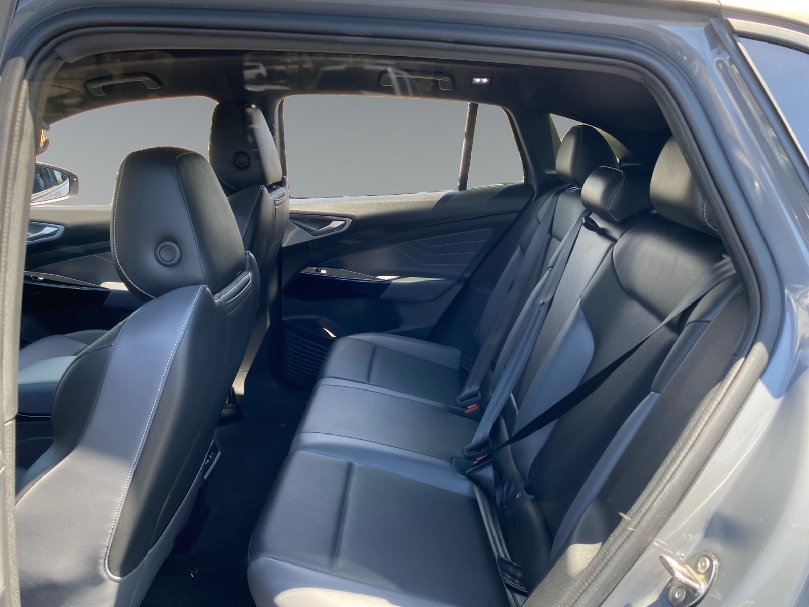 2023 Volkswagen ID.4 PRO S - Photo 13