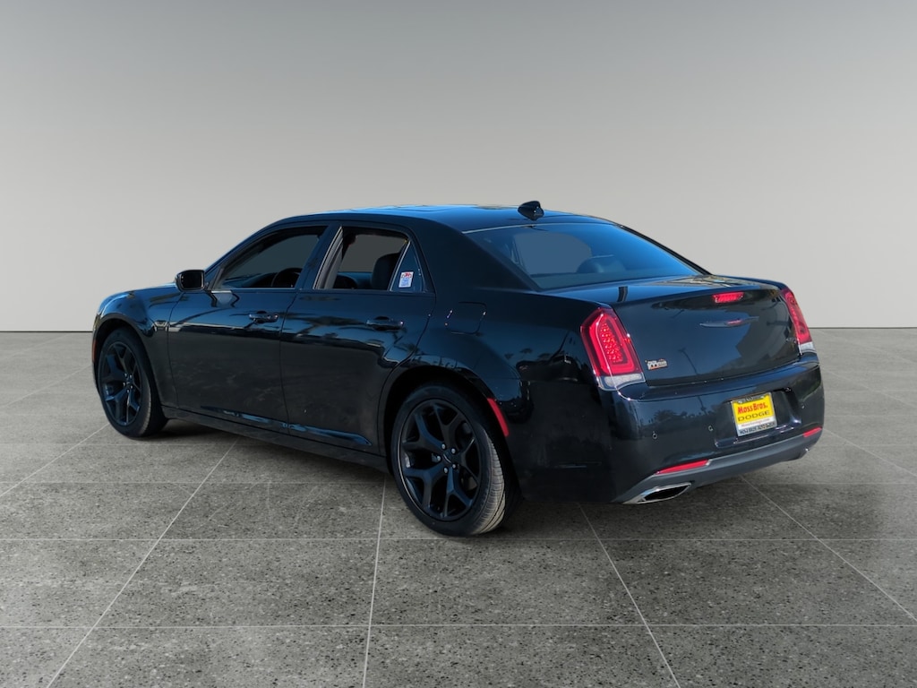 Used 2023 Chrysler 300 S Sedan