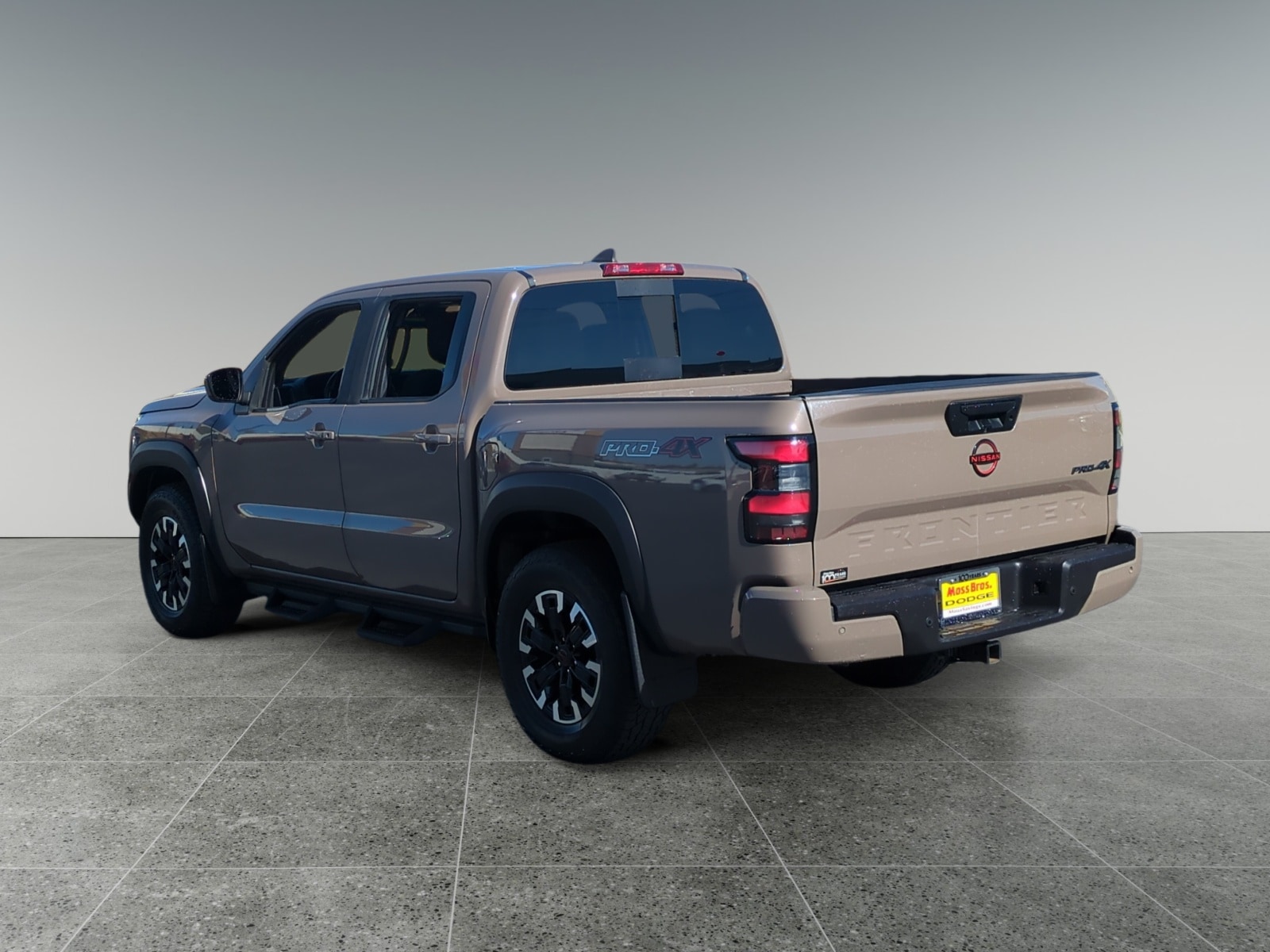 2023 Nissan Frontier photo 3