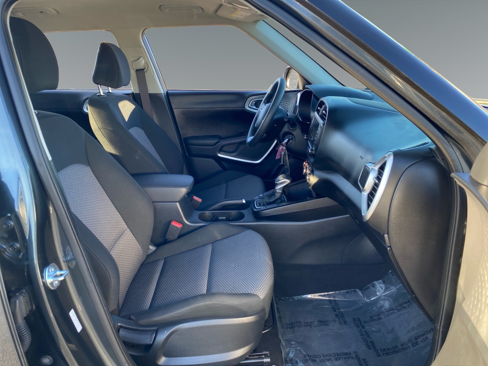 2025 Kia Soul LX - Photo 15