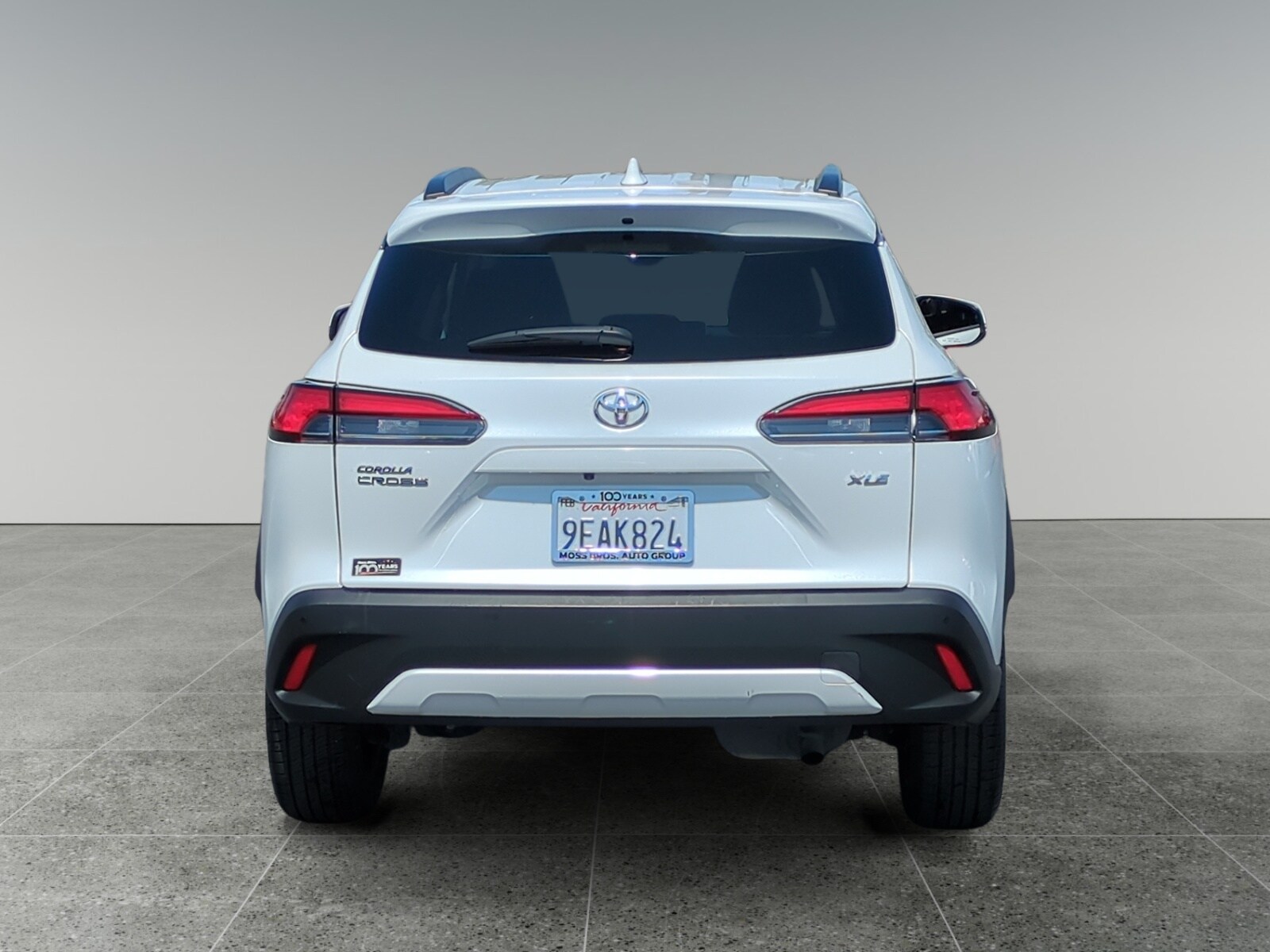 2023 Toyota Corolla Cross XLE photo 4