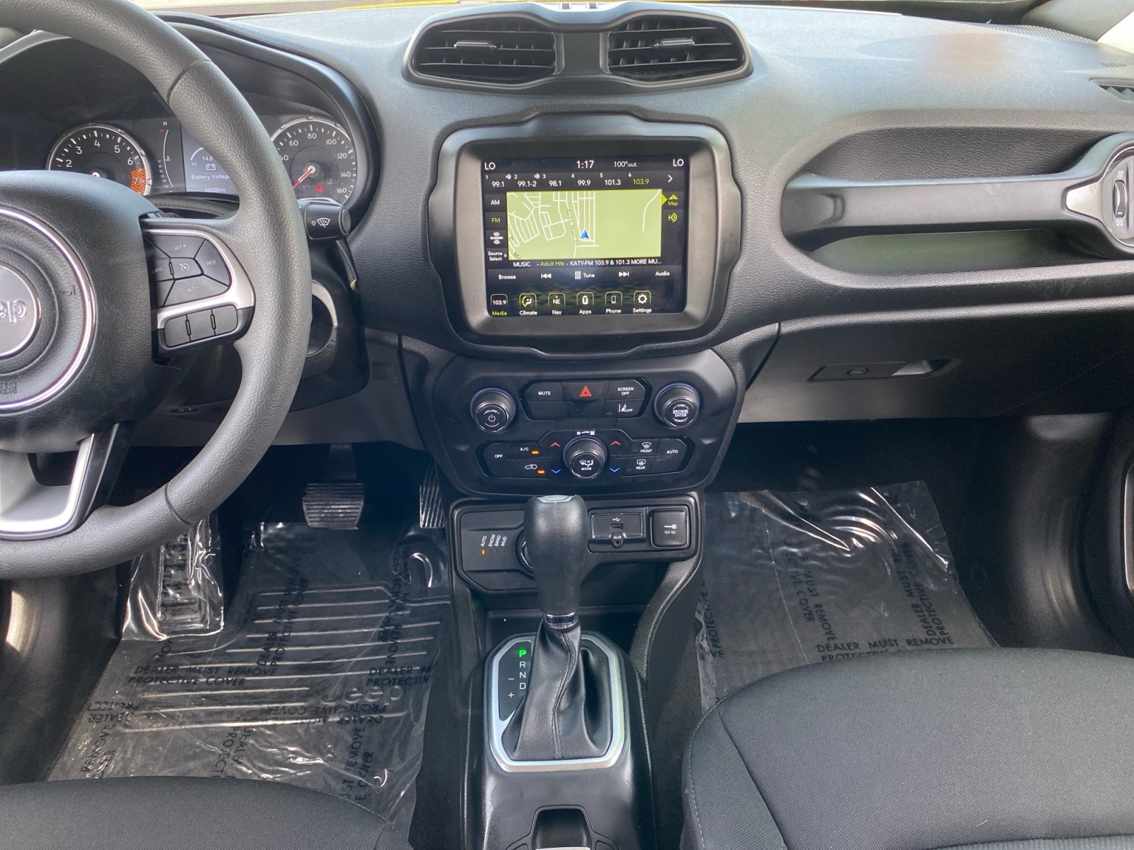 2023 Jeep Renegade Latitude - Photo 10