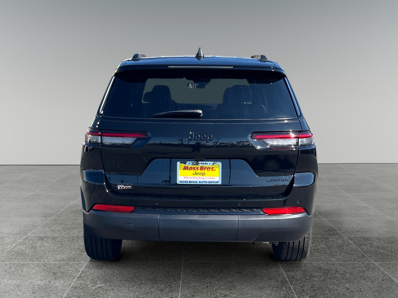 2025 Jeep Grand Cherokee Limited photo 3