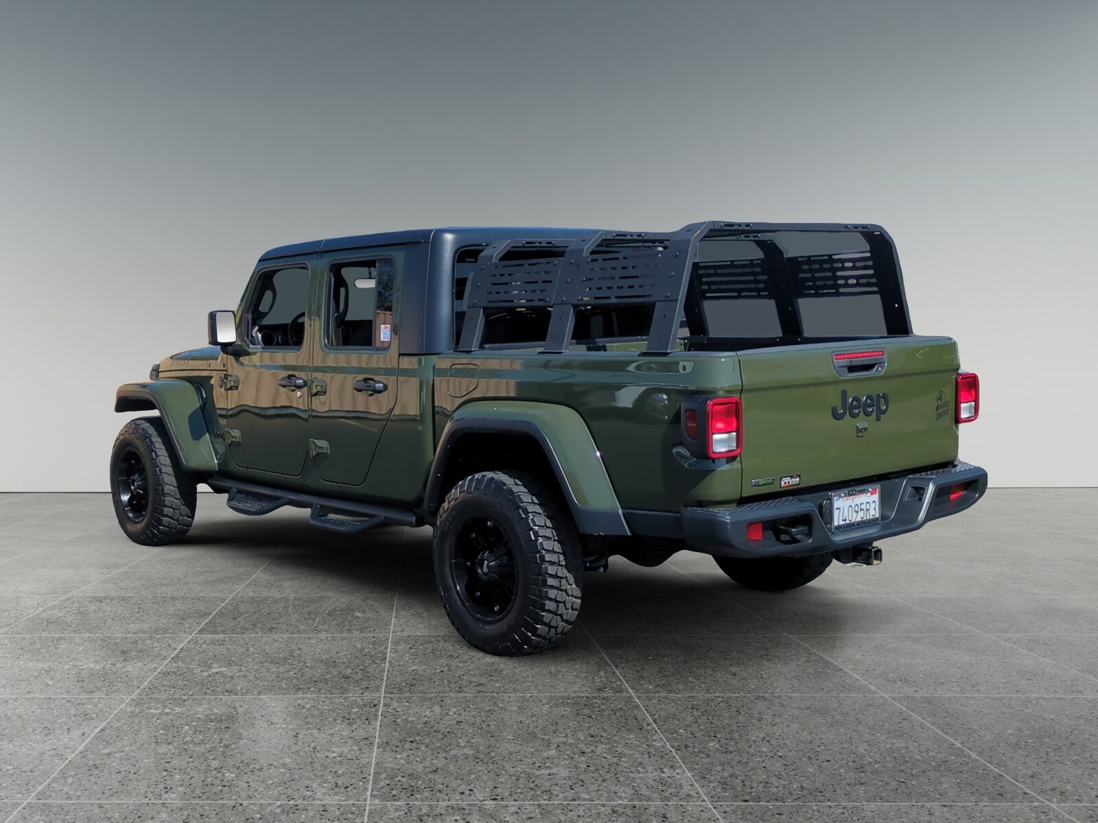 2023 Jeep Gladiator Sport Willys photo 3