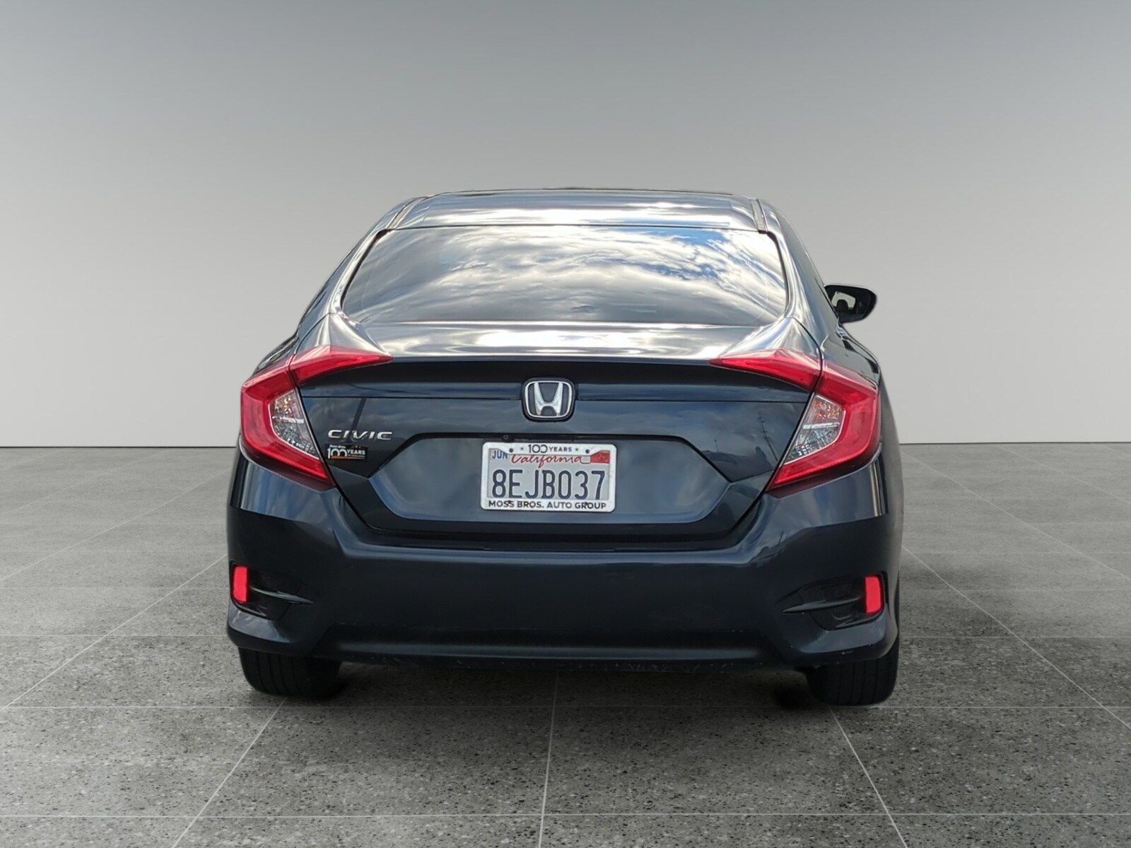 2018 Honda Civic LX photo 4